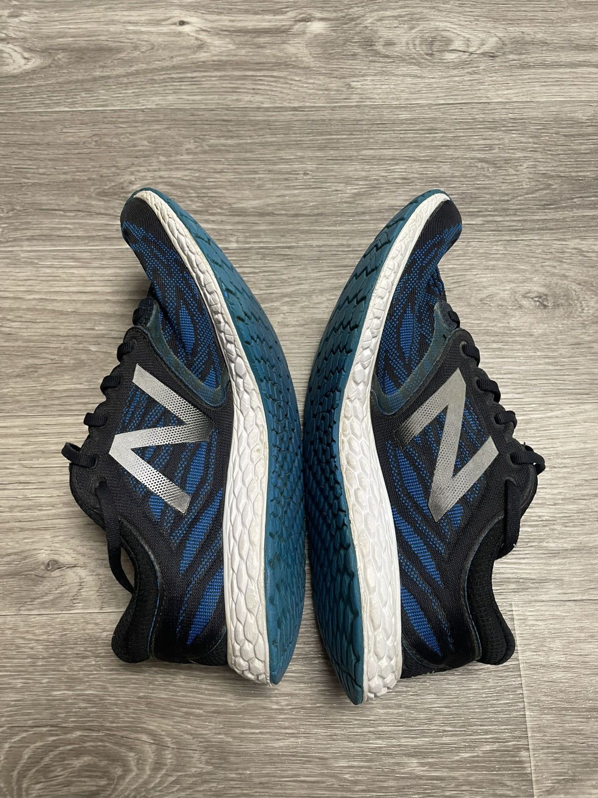 New Balance Vintage New Balance Mens Fresh Foam Zante V3 Running Shoes Size US 11 / EU 44 - 12 Thumbnail