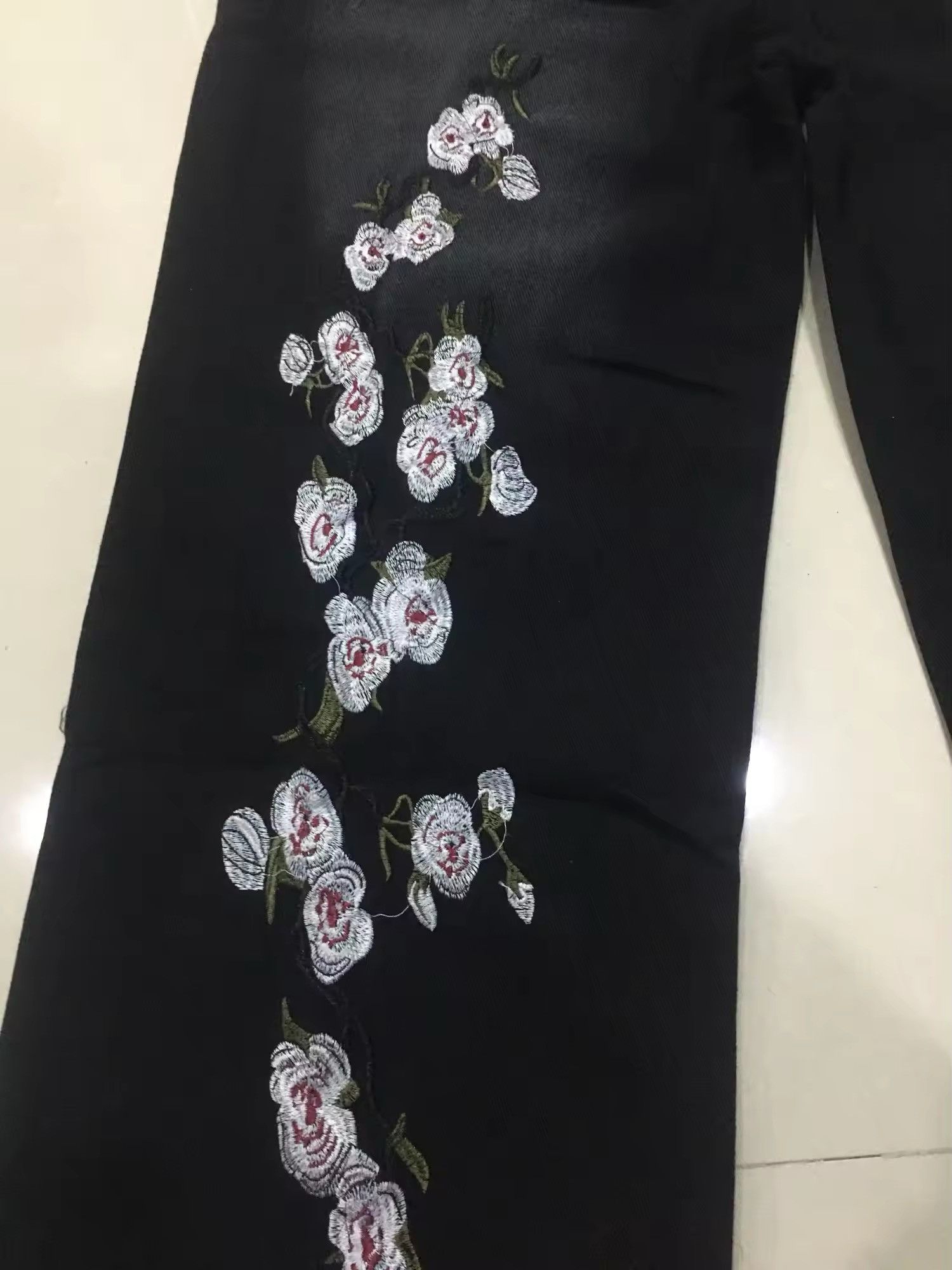 Jean Y2k cherry blossom print pattern baggy jeans Size US 30 / EU 46 - 6 Thumbnail