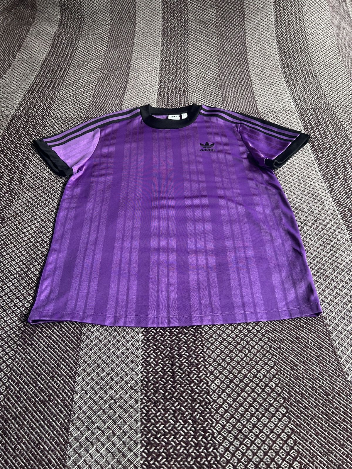 Adidas Adidas Firebird Striped Purple T-Shirt Unisex Streetwear Size US S / EU 44-46 / 1 - 4 Thumbnail