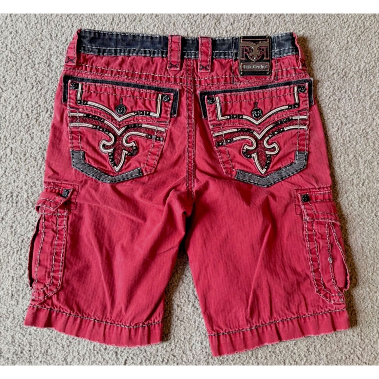 Vintage VINTAGE Rock Revival Cargo Shorts Men's 32 Red/Black Embroidered Studded Relaxed Cotton Front Flat 11in Inseam Work Casual Travel Size US 32 / EU 48 - 2 Thumbnail
