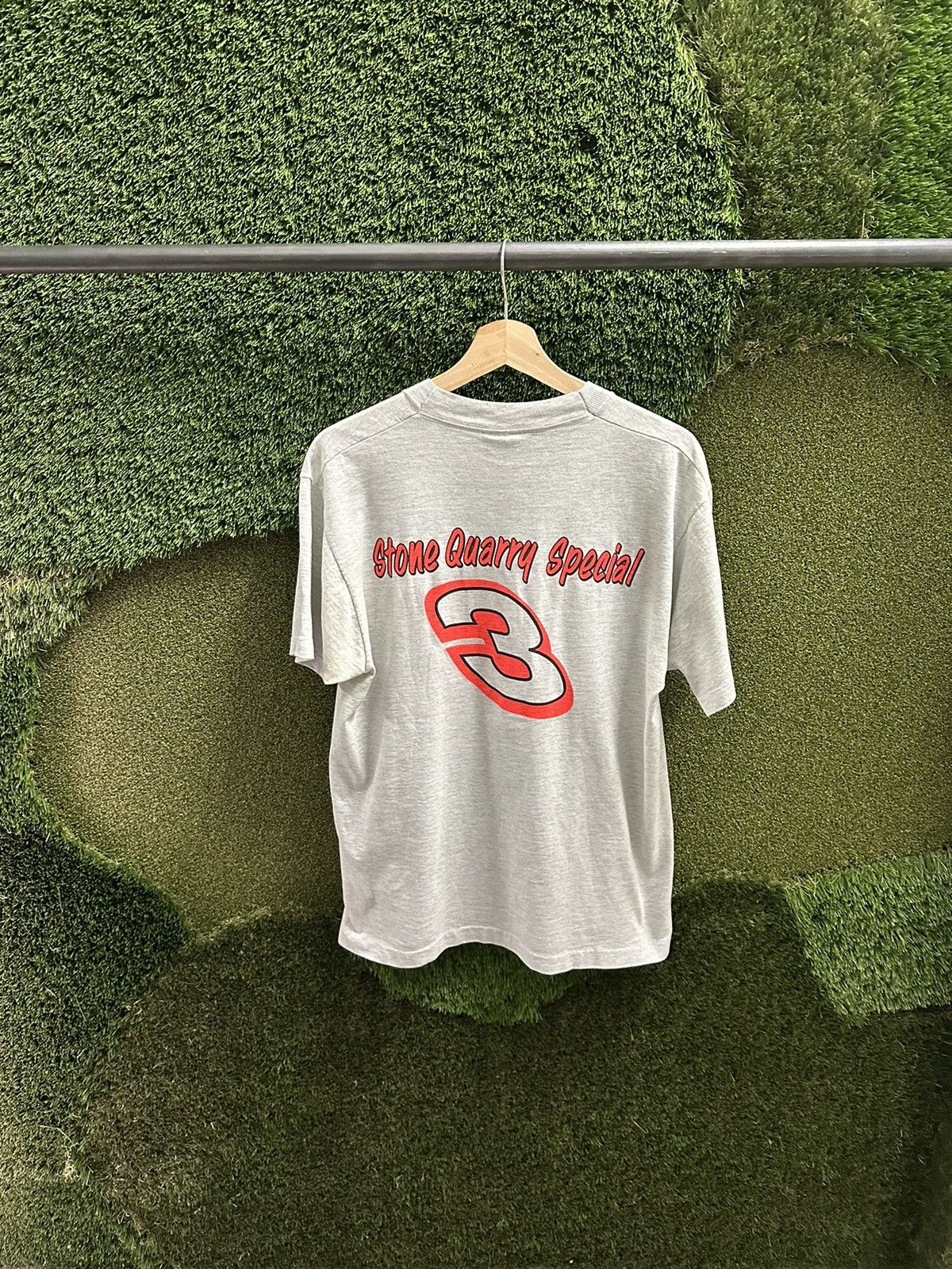 Vintage Vintage Tommy Kinsella Racing T-shirt Large Size US L / EU 52-54 / 3 - 2 Thumbnail