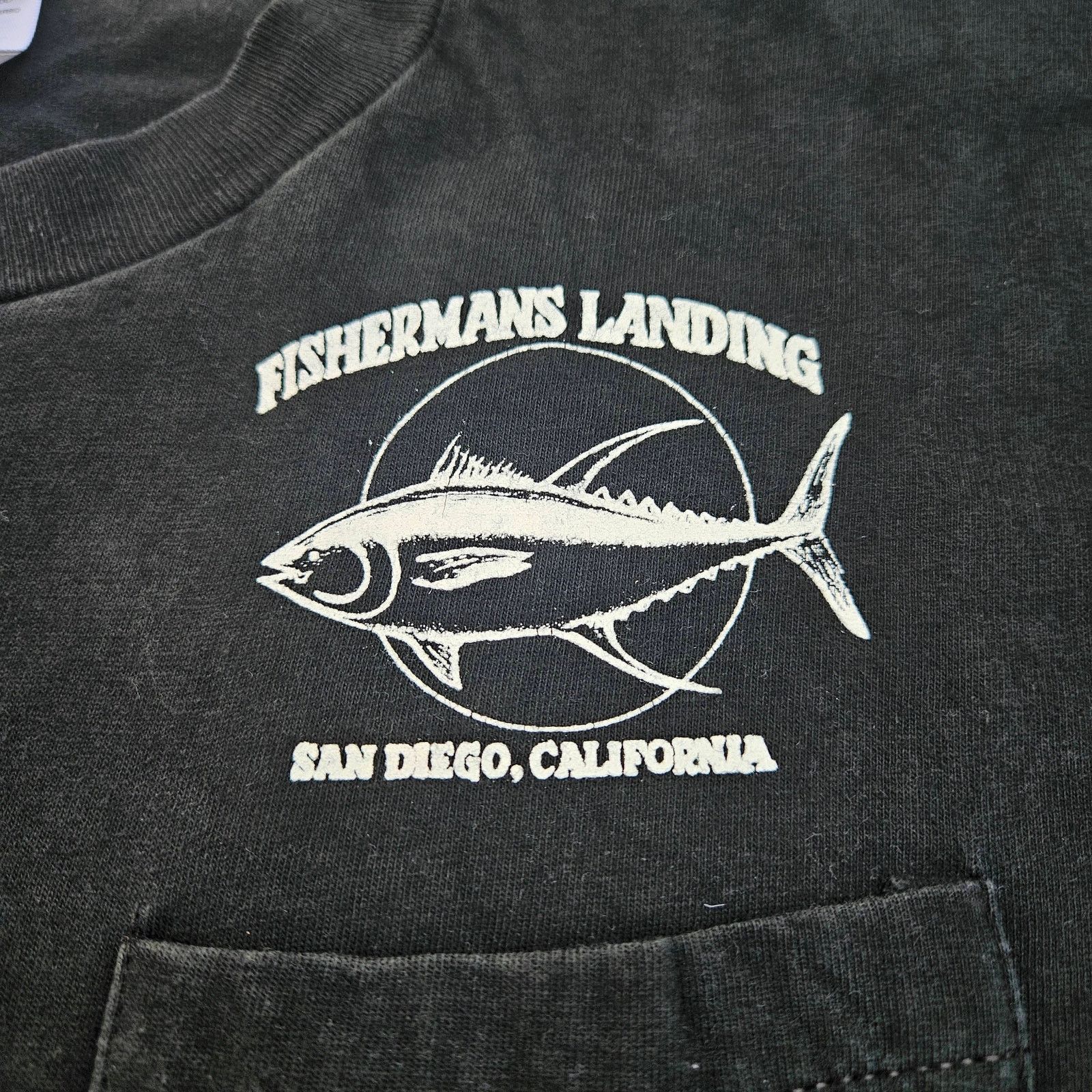 Nike Vintage Fishing Shirt Pocket Tee Size Large Single Stitch Size US L / EU 52-54 / 3 - 3 Thumbnail