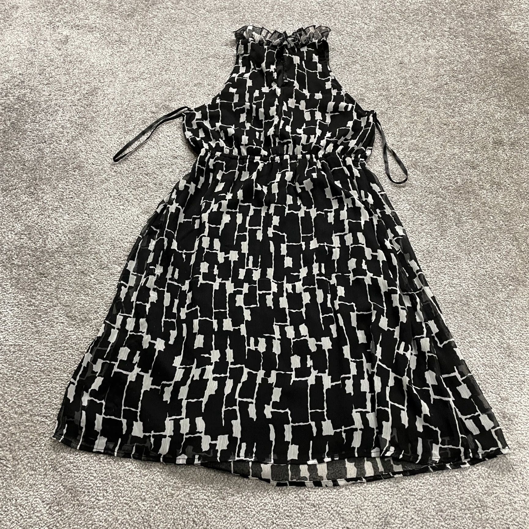 Merona Merona Dress Womens Small Black White Geometric Chiffon Halter Midi Sleeveless Ruffle Button Shirt? Size S / US 4 / IT 40 - 2 Thumbnail