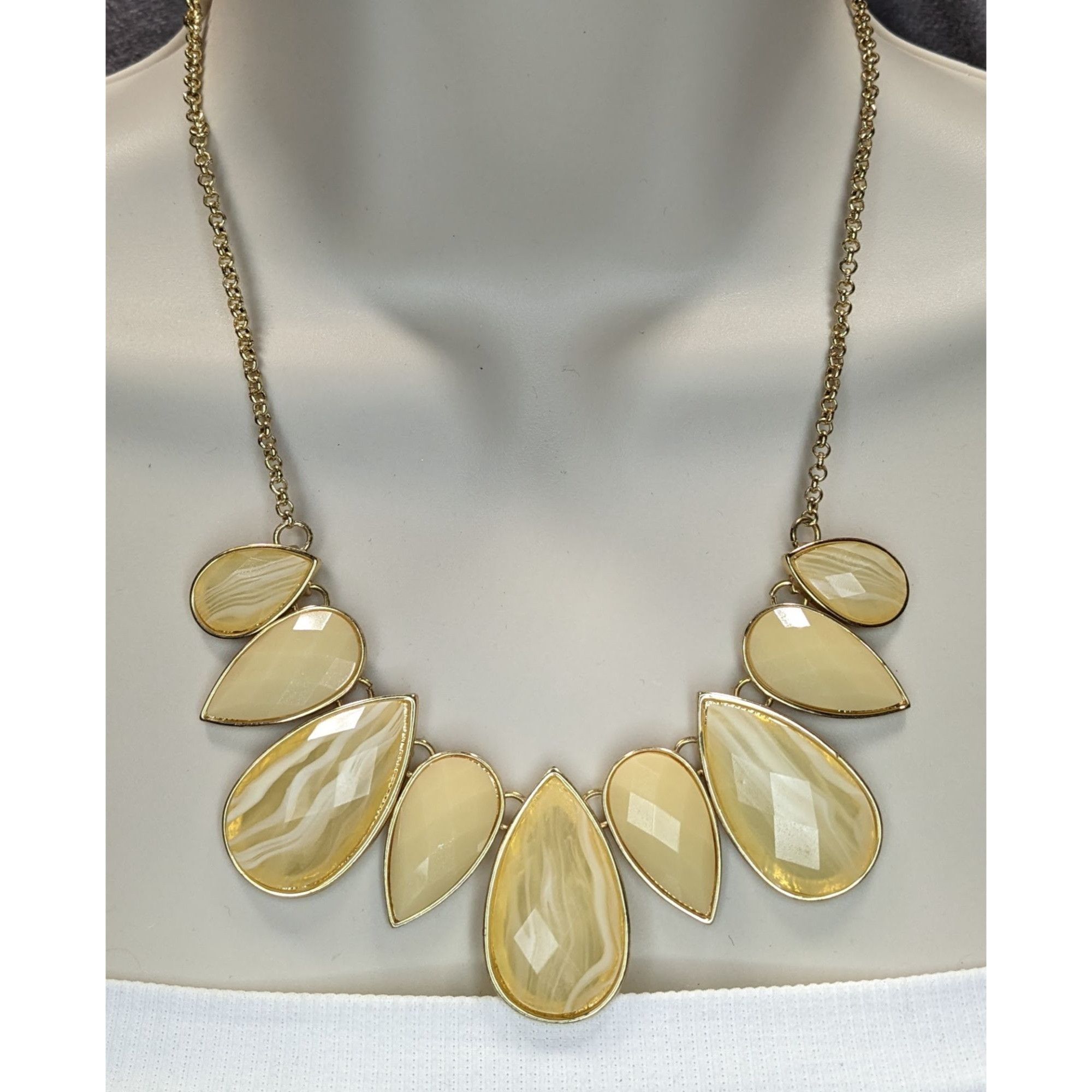 Other Y2K Style Teardrop Statement Necklace With Gold Tone Chain & Size ONE SIZE - 1 Thumbnail