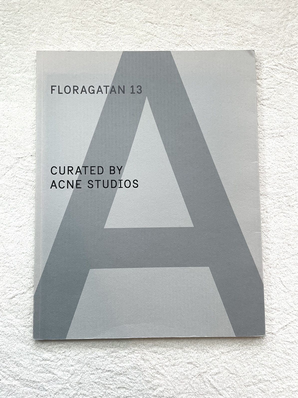 Acne Studios Floragatan 13 Curated By Acne Studios A Magazine Curated By Size ONE SIZE - 1 Thumbnail