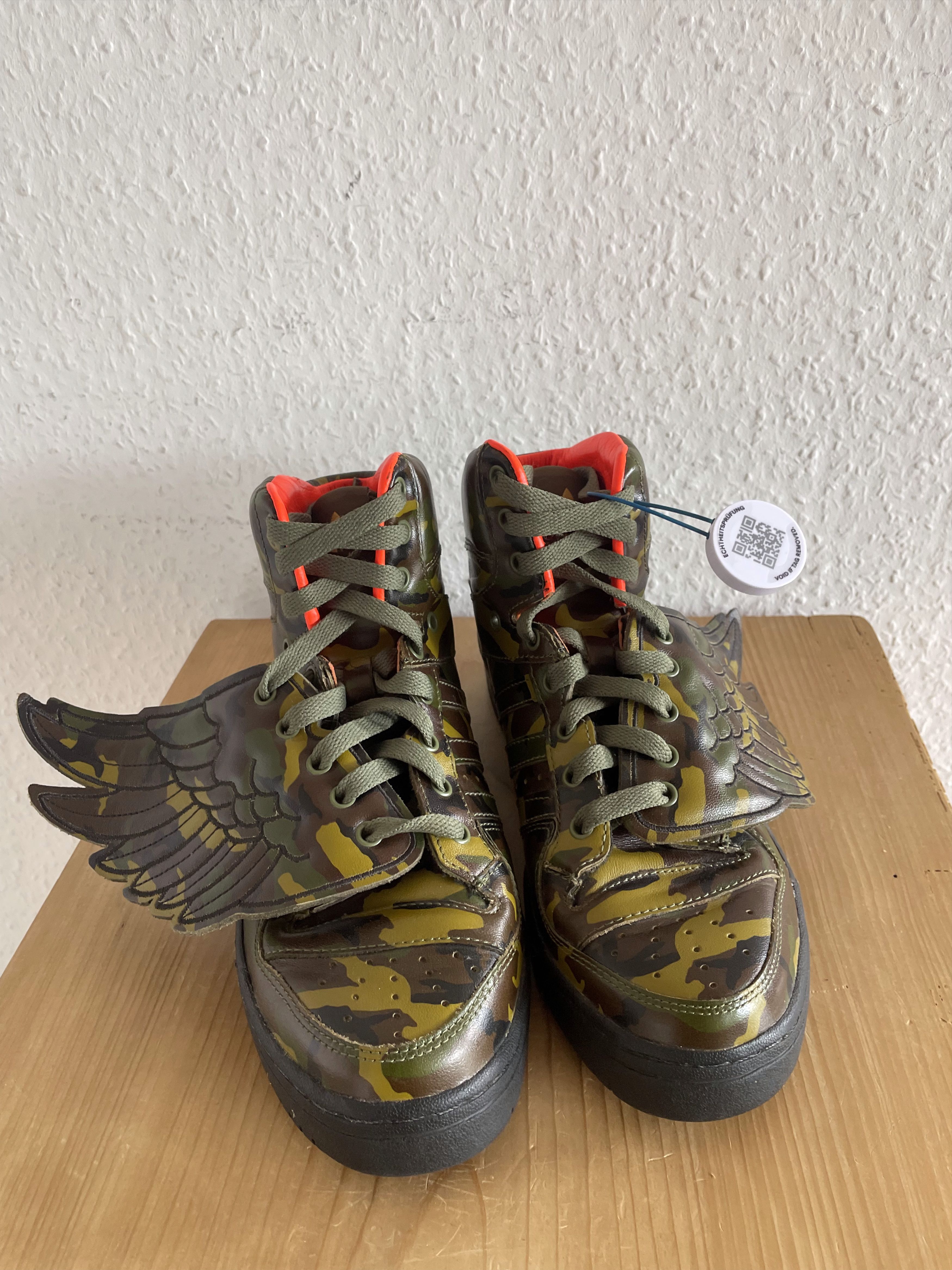 Adidas × Jeremy Scott Wings 1.0 Camo Leather Size US 7 / EU 40 - 9 Thumbnail
