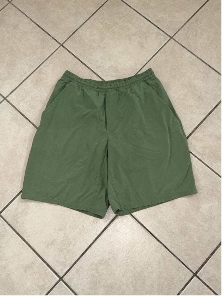 Lululemon LULULEMON PACE BREAKER SHORT LINER 9” GREEN SIZE MEDIUM Size US 28 / EU 44 - 4 Thumbnail