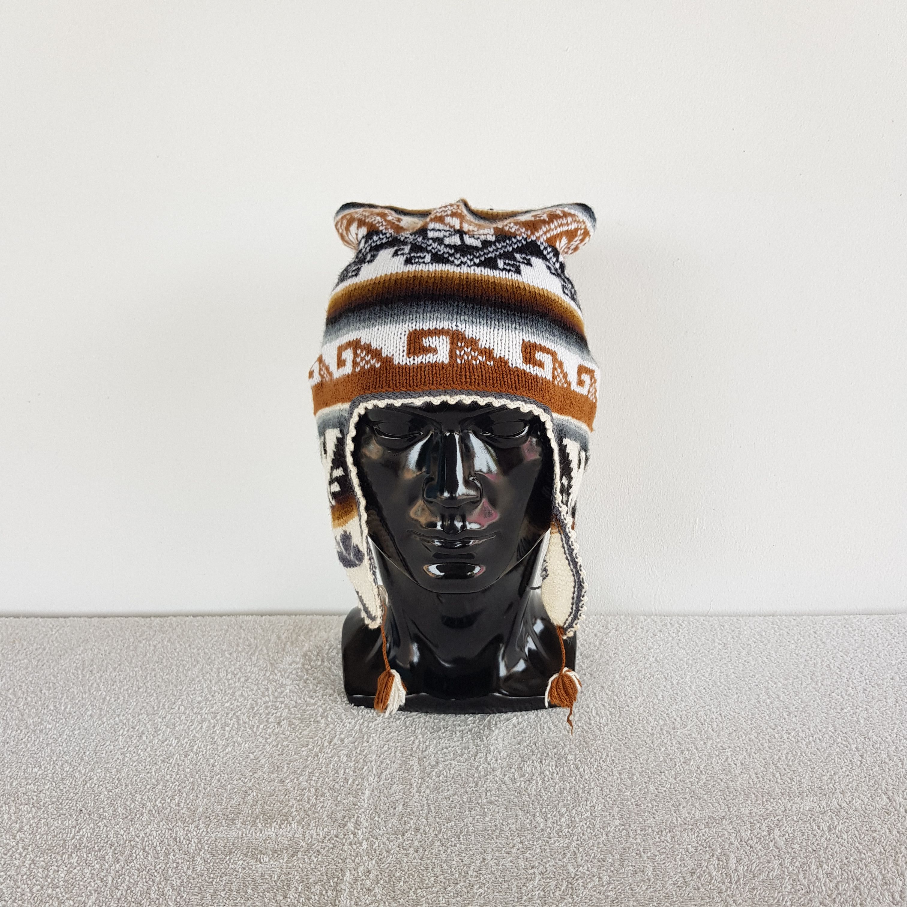 Japanese Brand Vintage Navajo Beanie Y2K Aztec Psychedelic Snow Caps Hats Size ONE SIZE - 2 Thumbnail