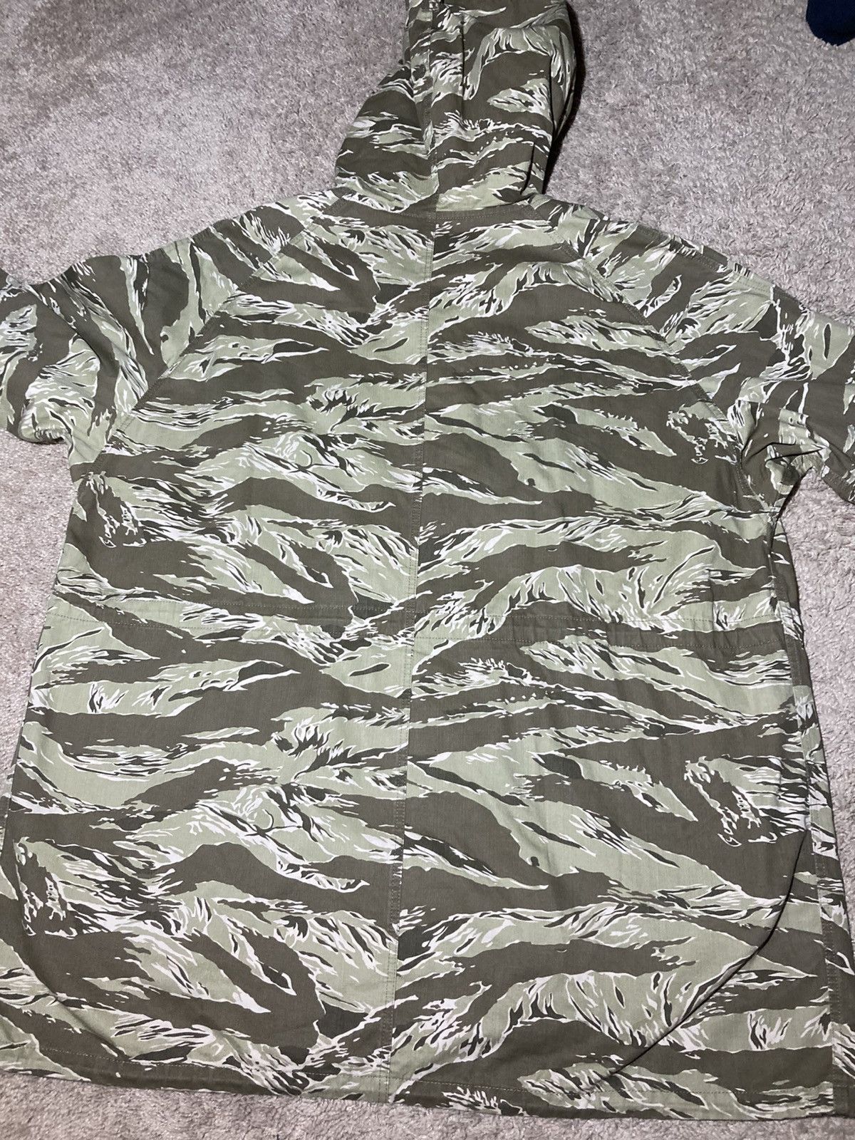 Celine SS20 Celine Tiger Camo Hooded Jacket 2020 Hedi Slimane Parka Size US M / EU 48-50 / 2 - 14 Thumbnail