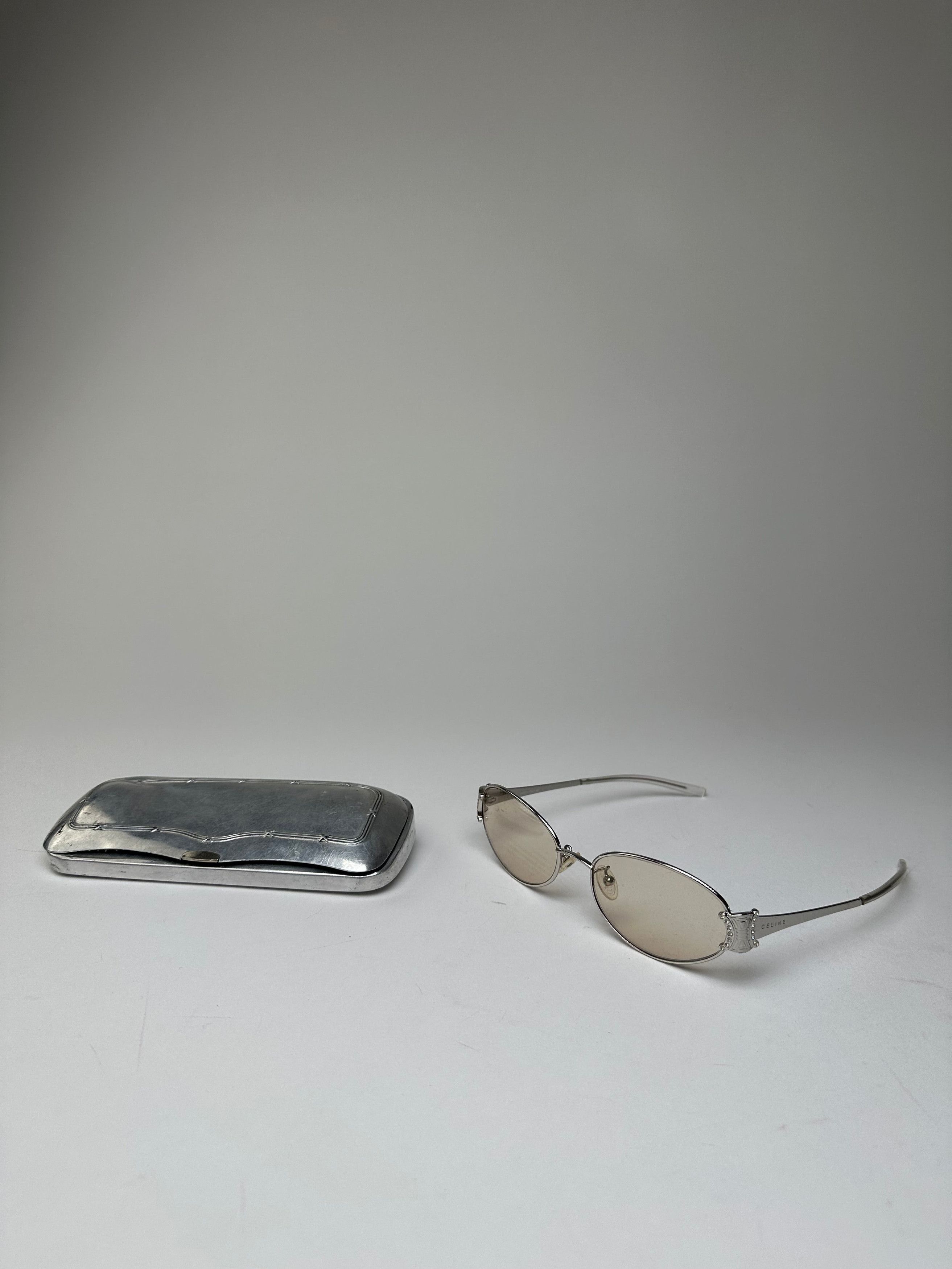 Celine Vintage Triomphe Oval Metal Sunglasses Silver Size ONE SIZE - 1 Thumbnail