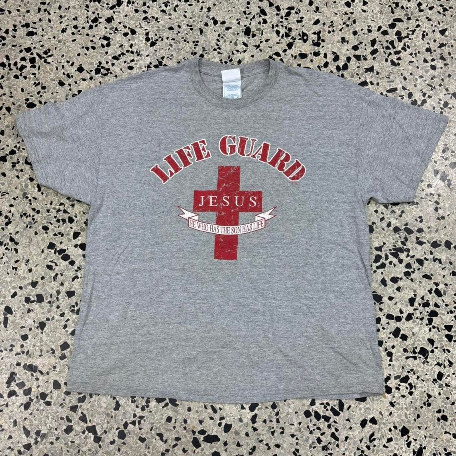 Gildan × Vintage VINTAGE Y2K LIFEGUARD JESUS RELIGIOUS PARODY TEE: Size US XL / EU 56 / 4 - 1 Thumbnail