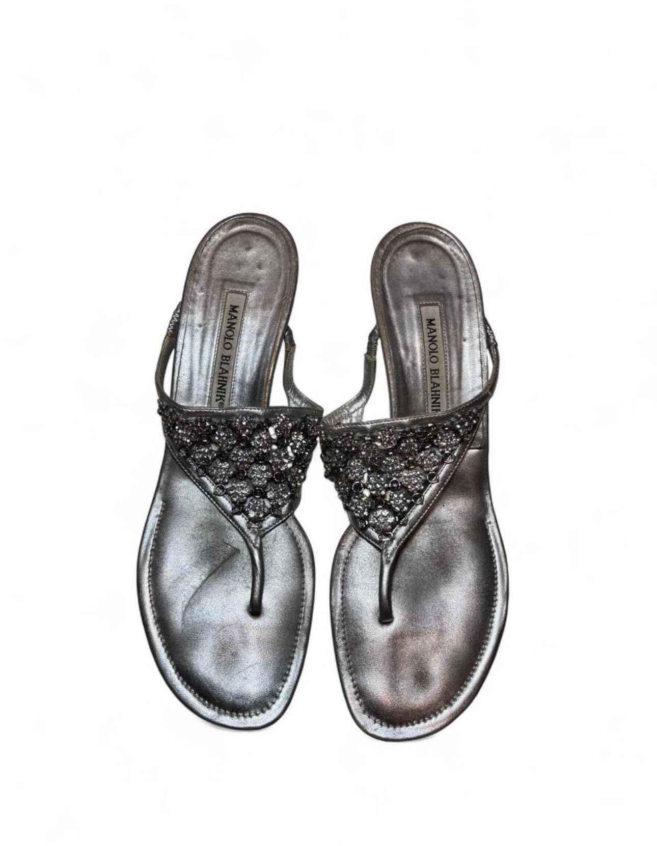 Manolo Blahnik Manolo Blahnik Leather Crystal Embellished Thong Kitten Heel Size US 8 / IT 38 - 4 Thumbnail