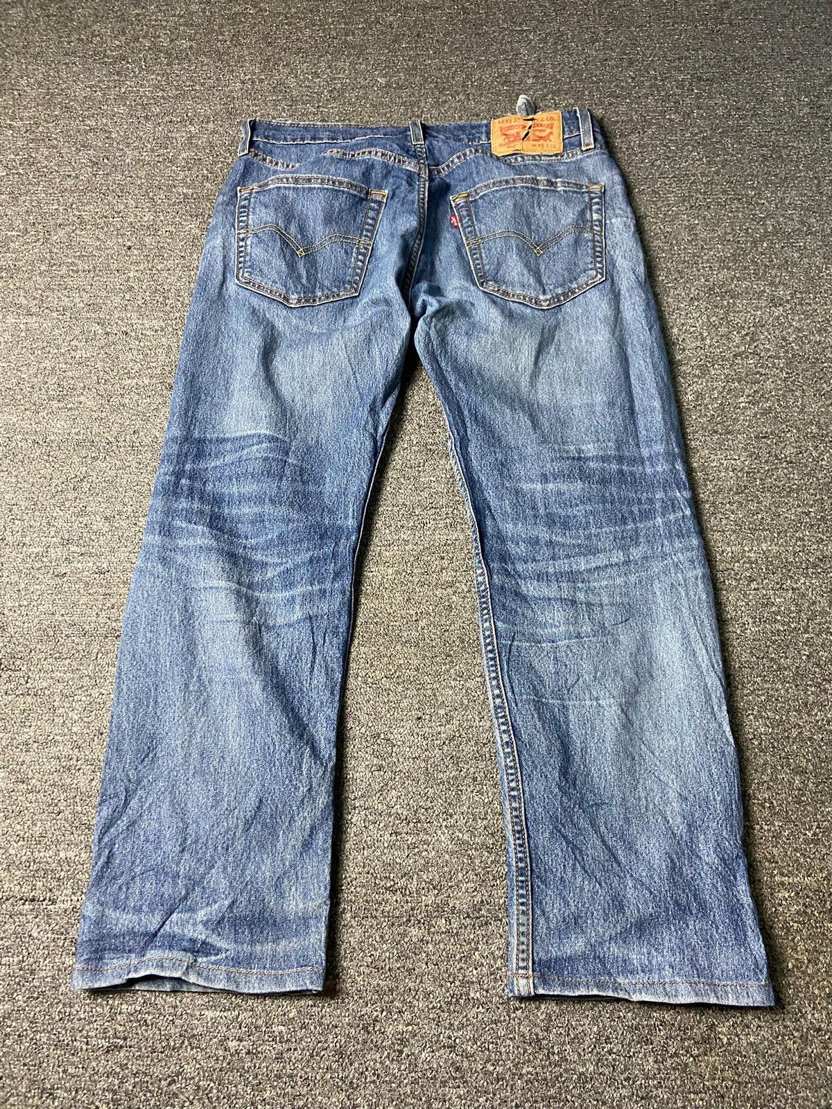 Levi's Levis Strauss Co. 502 Distressed Denim Jeans (154) Size US 32 / EU 48 - 2 Thumbnail