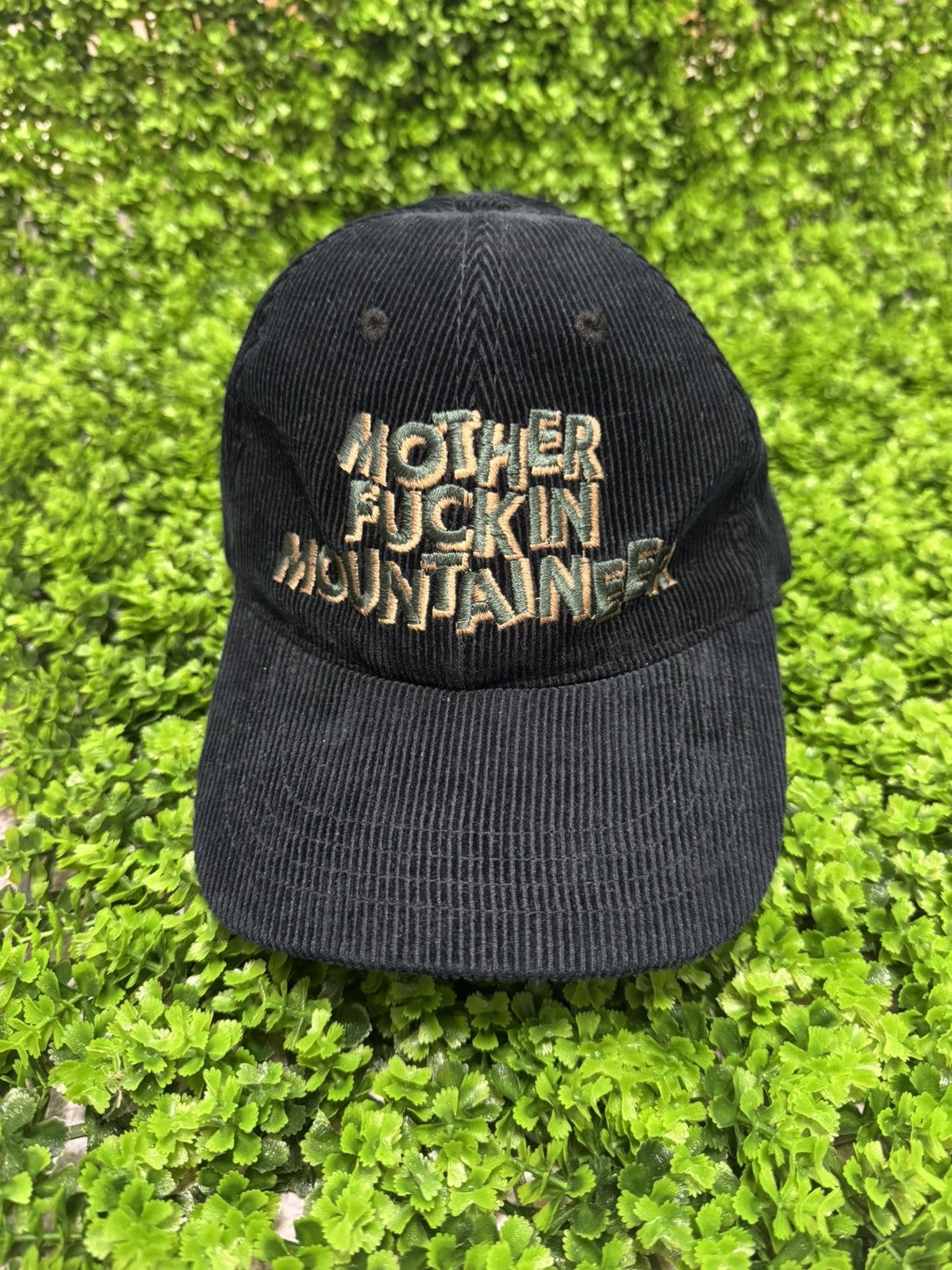 Dsquared2 Dsquared2 "Mother Fuckin Mountaineer" Corduroy Baseball Cap Size ONE SIZE - 1 Thumbnail