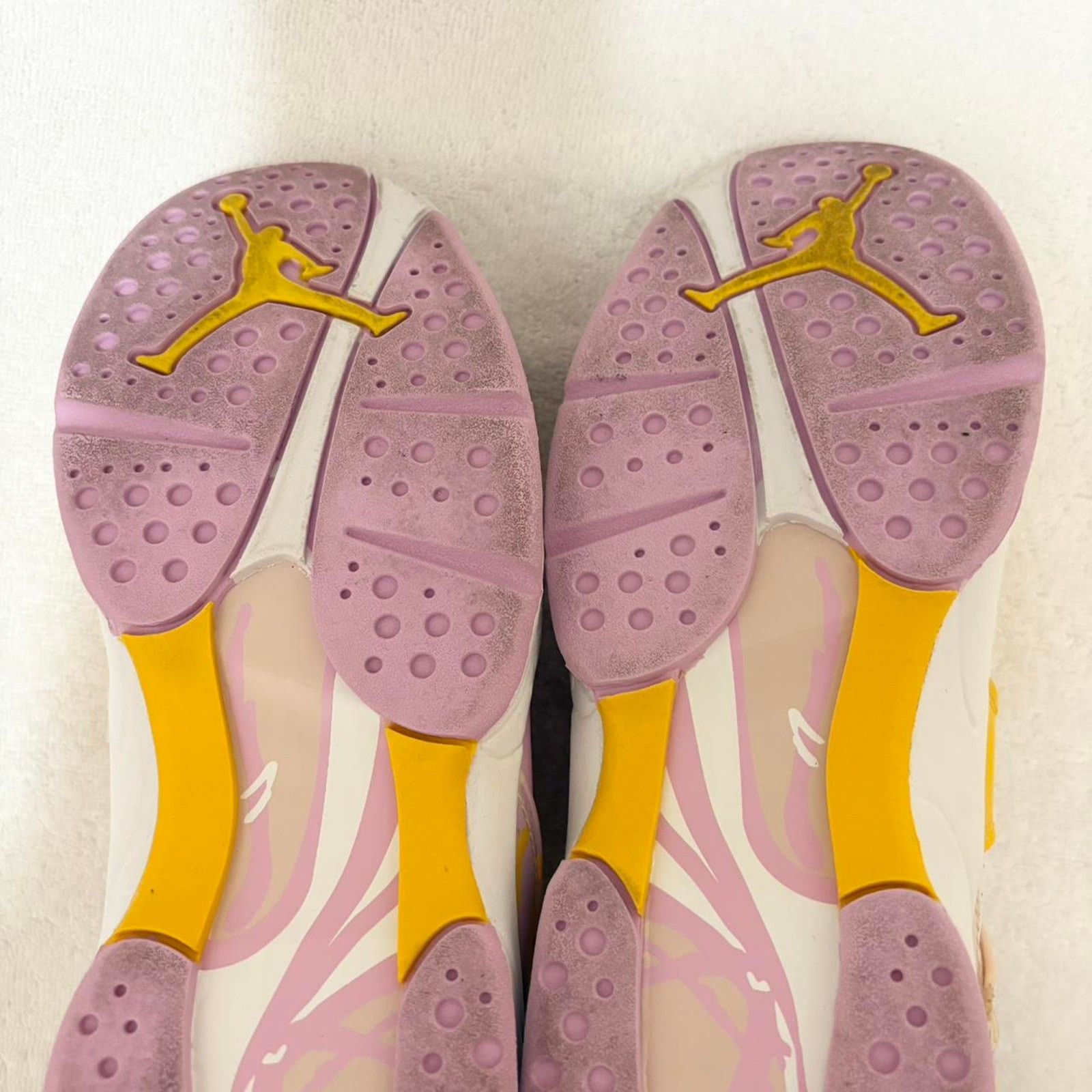 Jordan Brand Air Jordan 8 Retro Sneaker- 6 Y/7.5 Women's Size US 7.5 / IT 37.5 - 6 Thumbnail