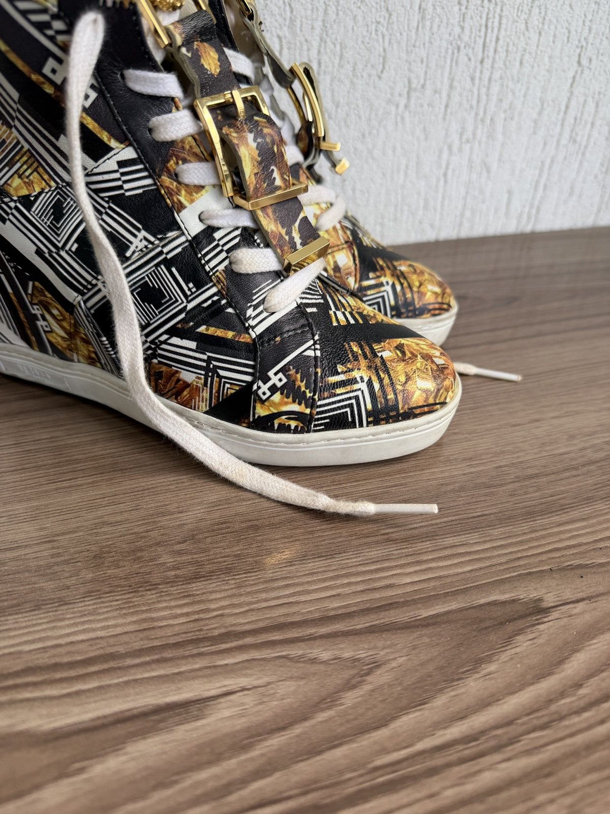 Isabel Marant ❤️🔥Isabel Marant bekett wedge style Size US 7 / IT 37 - 8 Thumbnail