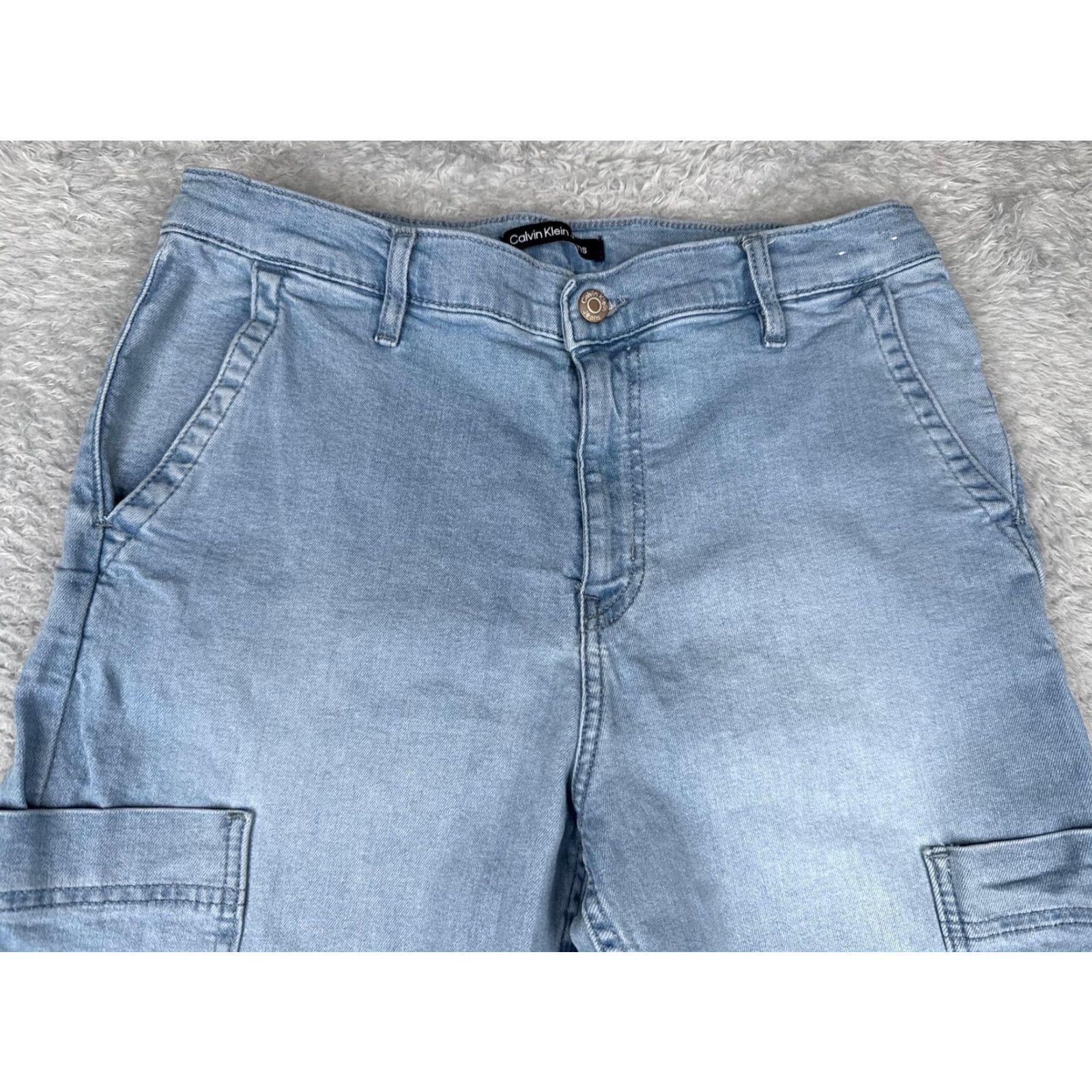 Calvin Klein Calvin Klein Jeans Womens Jeans Straight Cargo Light Wash 13/31 Blue 90s 5-Pocket Womens (Juniors) Mens? Size 34" / US 12 / IT 48 - 4 Thumbnail