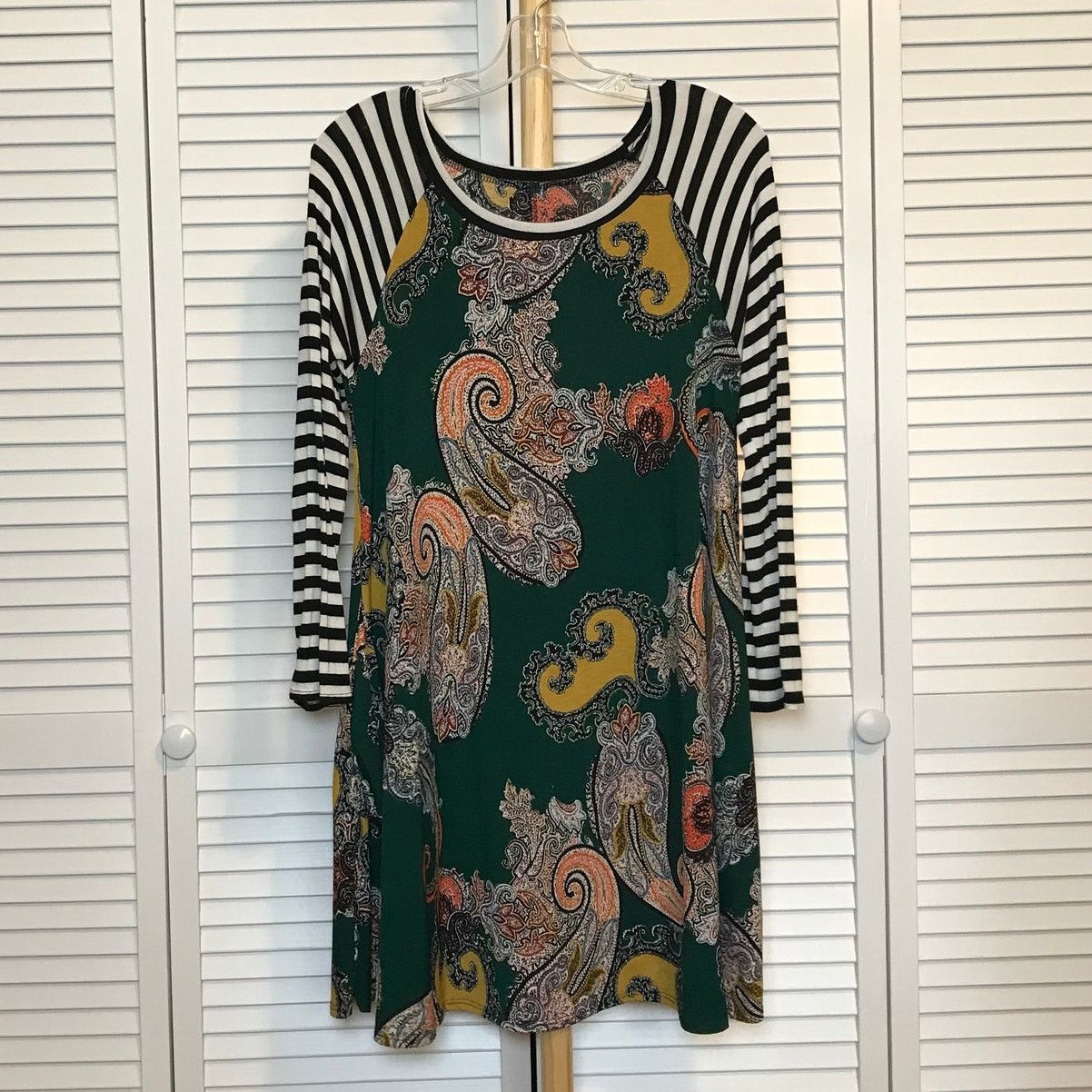 Other Paisley Scoop Neck 3/4 Sleeve Stretch Midi Shift Dress M Size M / US 6-8 / IT 42-44 - 1 Thumbnail
