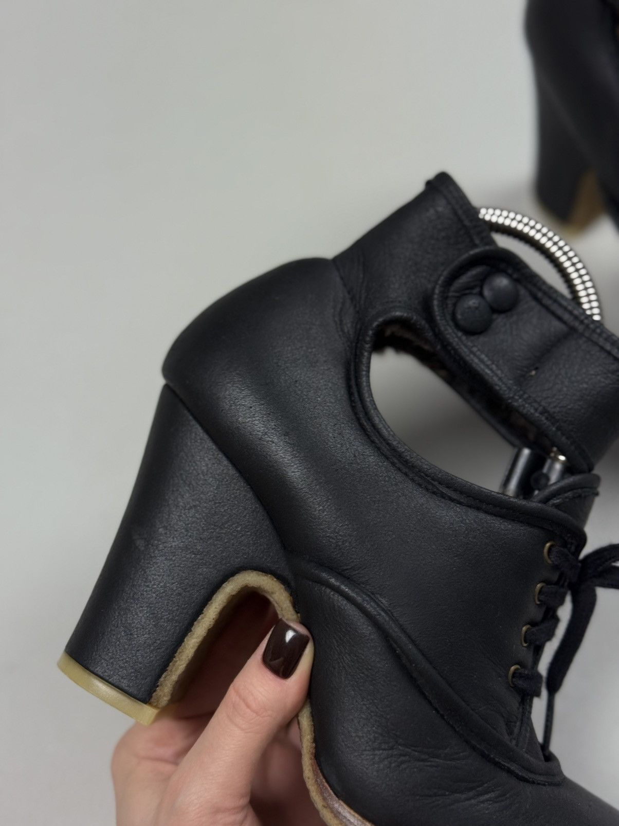 Other Chie Mihara Ladies Leather Heels Boots Fur Lined Size 38.5 Size US 8.5 / IT 38.5 - 7 Thumbnail