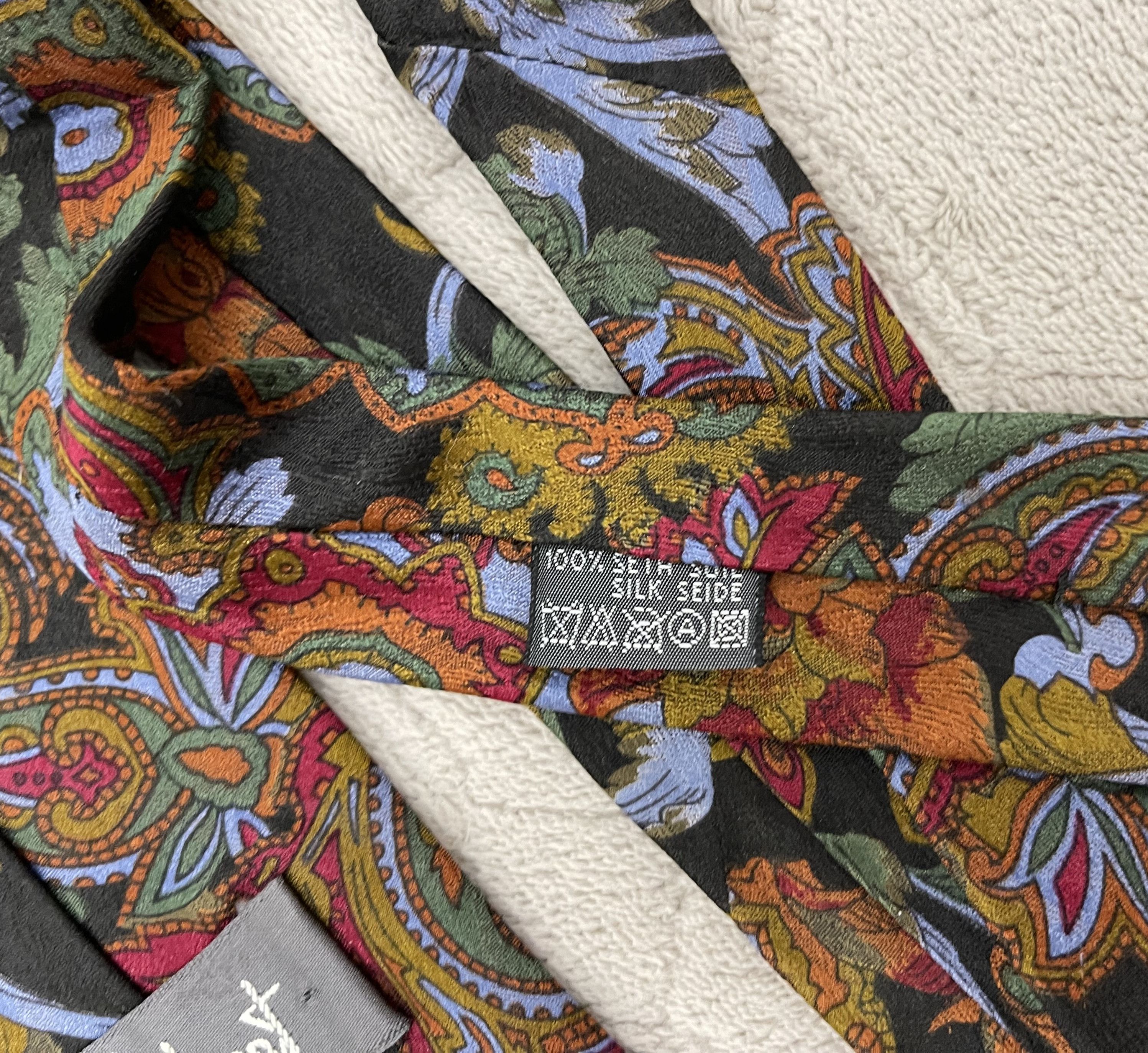 Vintage Hubert MILANO Vintage Silk Tie HAND MADE IN ITALY Size ONE SIZE - 4 Thumbnail