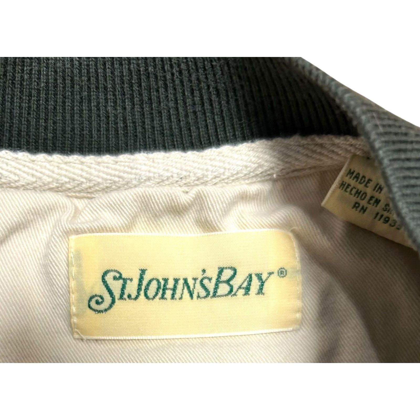 Vintage VINTAGE St John's Bay Shirt Lot Of 2 Medium Striped & Geometric Green Mens Shirt SJB Button-Up Short Sleeve 90s Cap 2 Pack Size US M / EU 48-50 / 2 - 7 Thumbnail