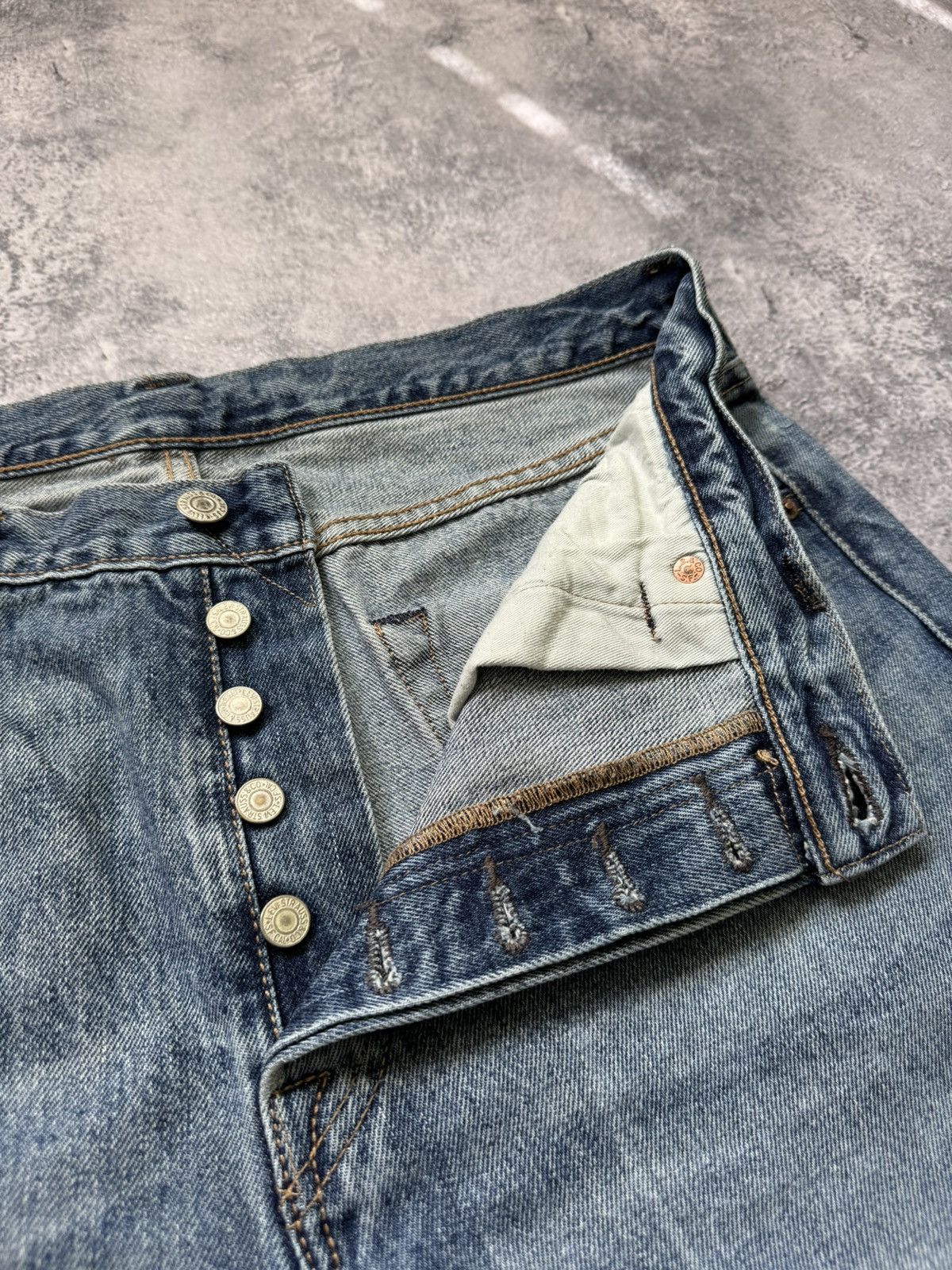 Levi's × Vintage Vintage Levi’s 501 Faded Blue Jeans 34x30 Size US 34 / EU 50 - 8 Thumbnail
