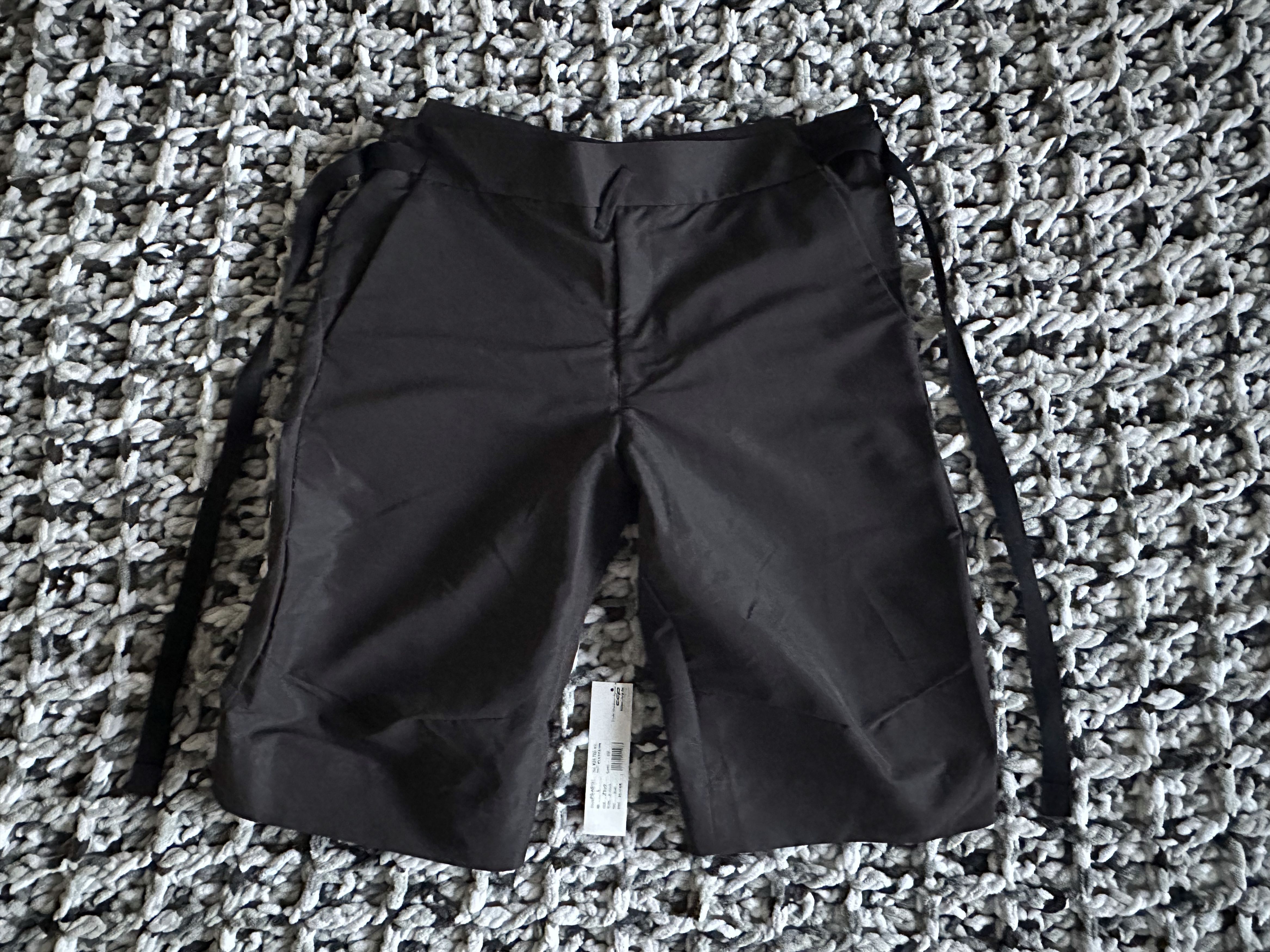 CCP (Crazy Character Print) PS-AB101 / Obi Loop Shorts (tagged L) Size US 34 / EU 50 - 5 Thumbnail