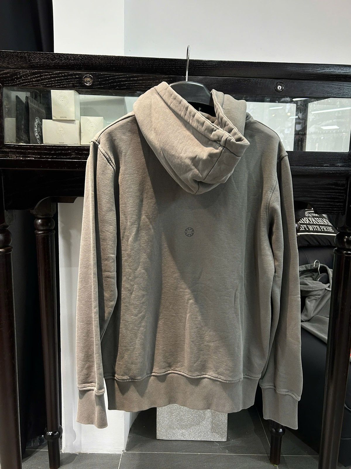 1017 ALYX 9SM × Audemars Piguet ALYX x AP FRIENDS AND FAMILY HOODIE Size US S / EU 44-46 / 1 - 2 Thumbnail