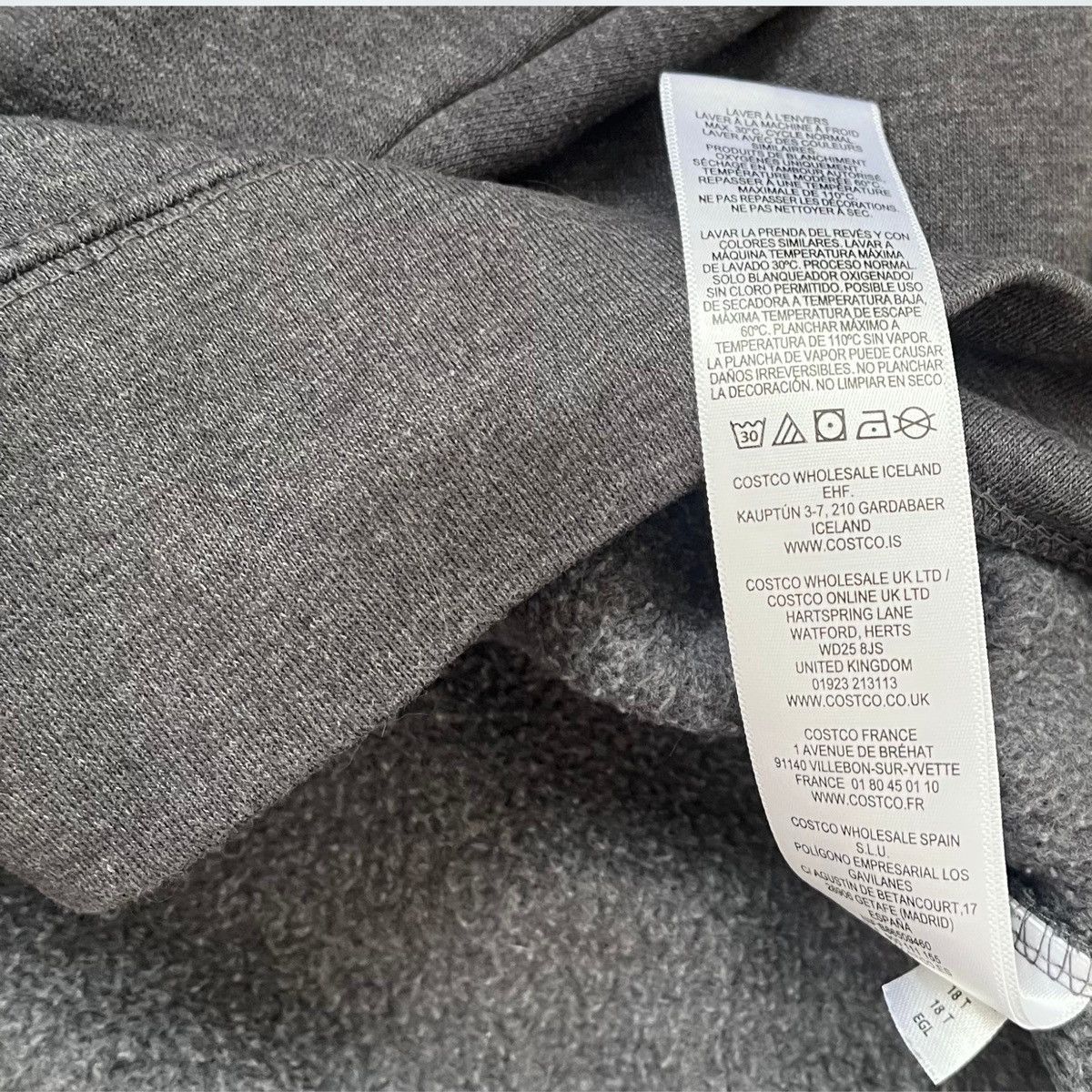 Champion Champion Elite Grey Crewneck Sweatshirt (M) Size US M / EU 48-50 / 2 - 5 Thumbnail