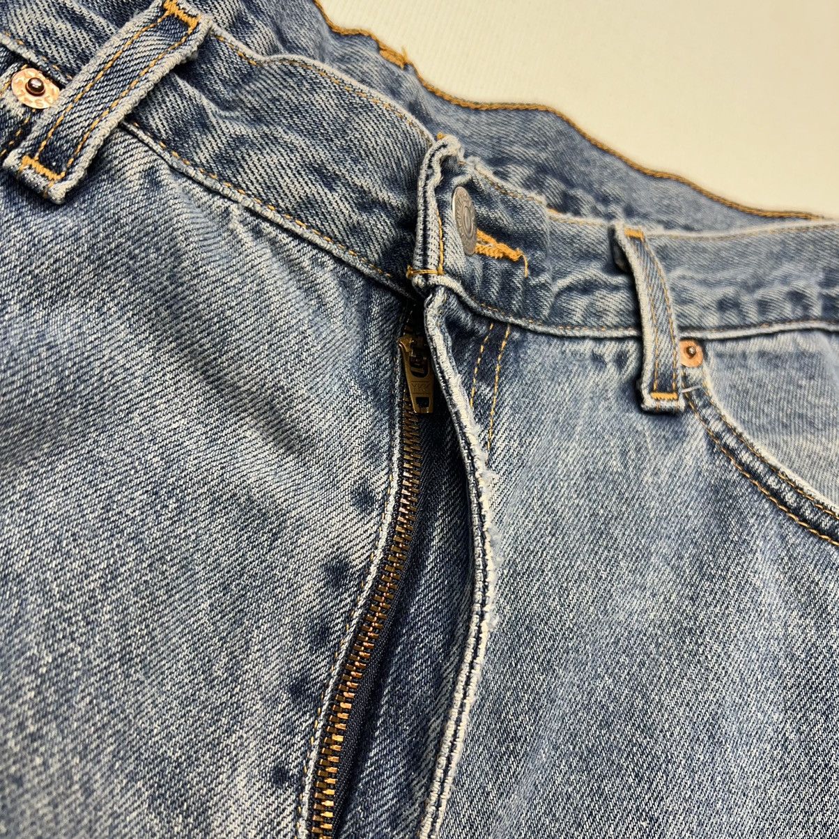 Levi's × Vintage VTG Levis 550 Jeans Blue Cropped Relaxed Fit Denim Baggy Size US 38 / EU 54 - 7 Thumbnail