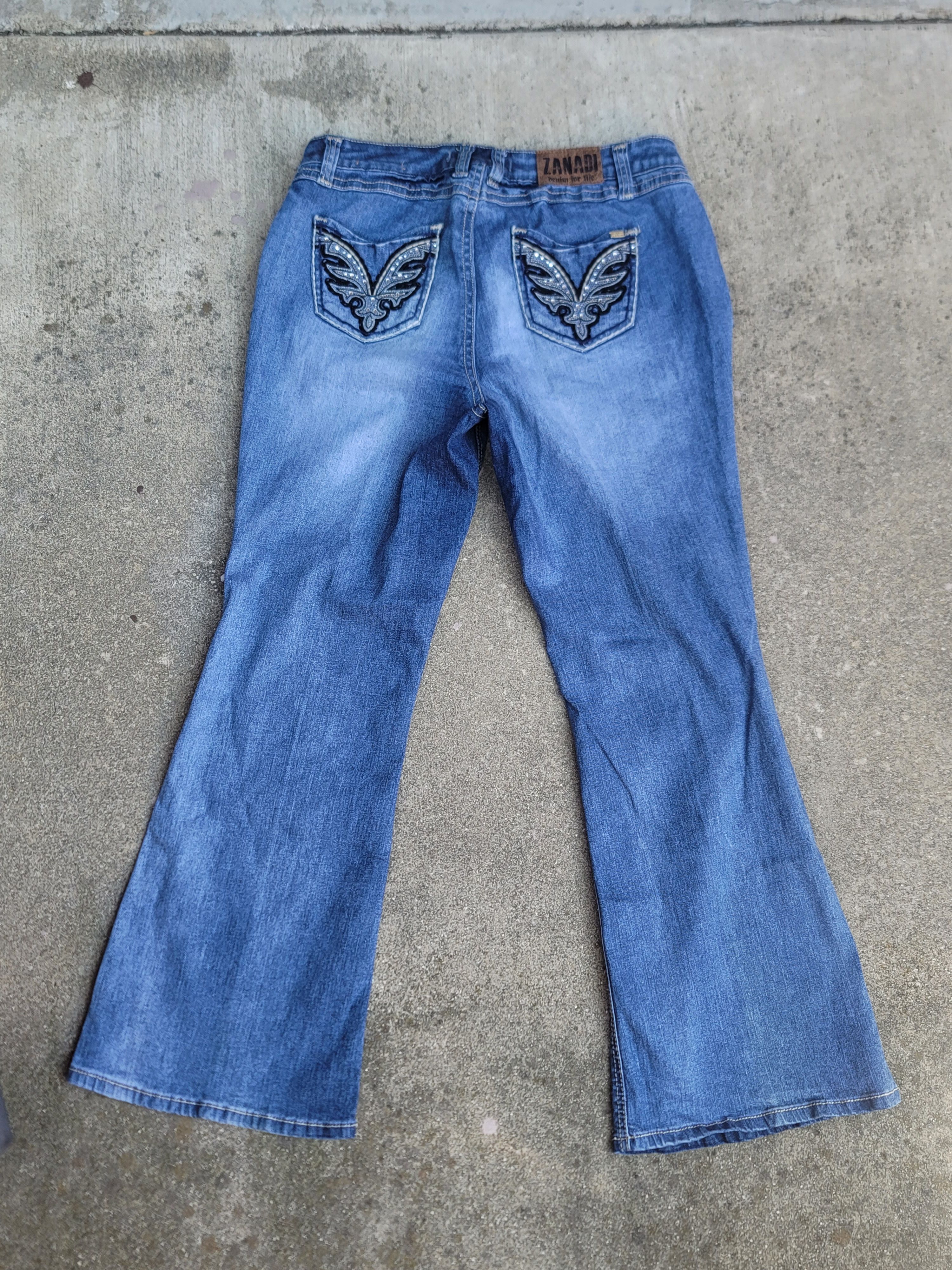 The Unbranded Brand Zanadi Embellished Flare Jeans Size 34" / US 12 / IT 48 - 1 Thumbnail