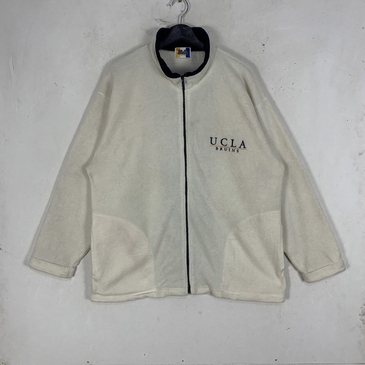Vintage Vintage UCLA BRUIN Apparel SportsWear Outdoor Fleece Jacket Size US L / EU 52-54 / 3 - 1 Thumbnail