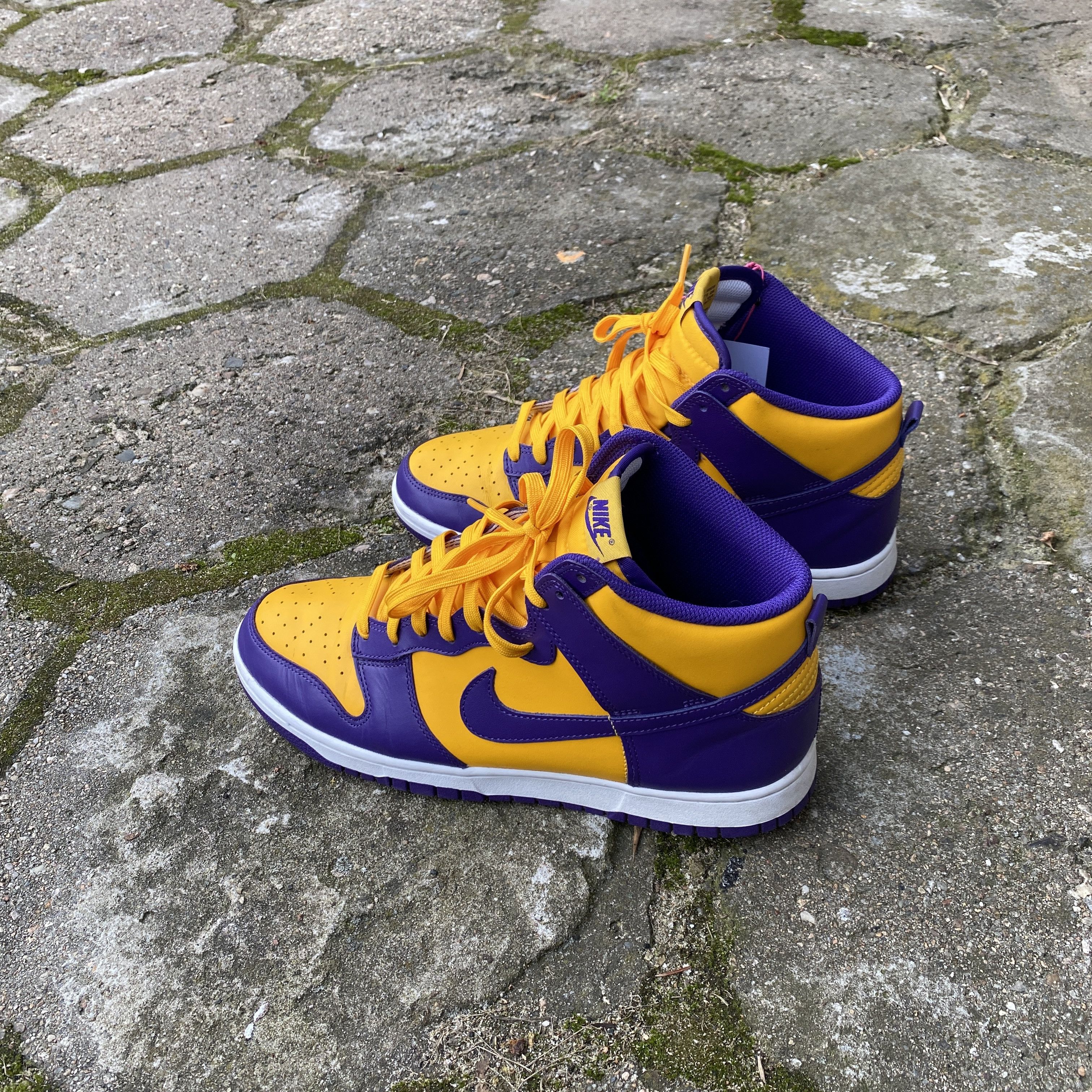 NBA × Nike Nike Dunk High LA Lakers yellow purple - us 10 Size US 10 / EU 43 - 2 Thumbnail