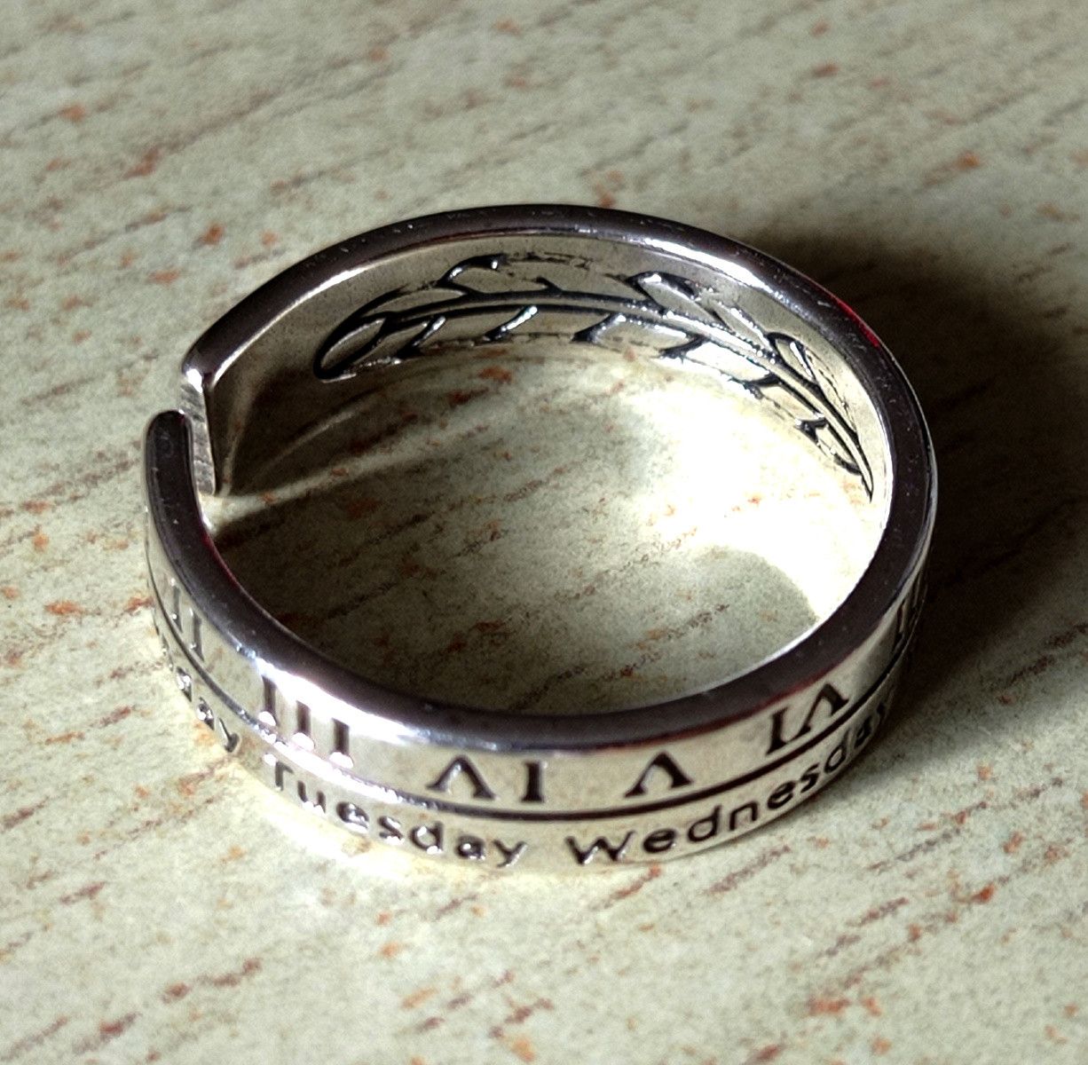 Vintage Punk Goth Romance Statement Engraved Silver Ring Size ONE SIZE - 5 Thumbnail