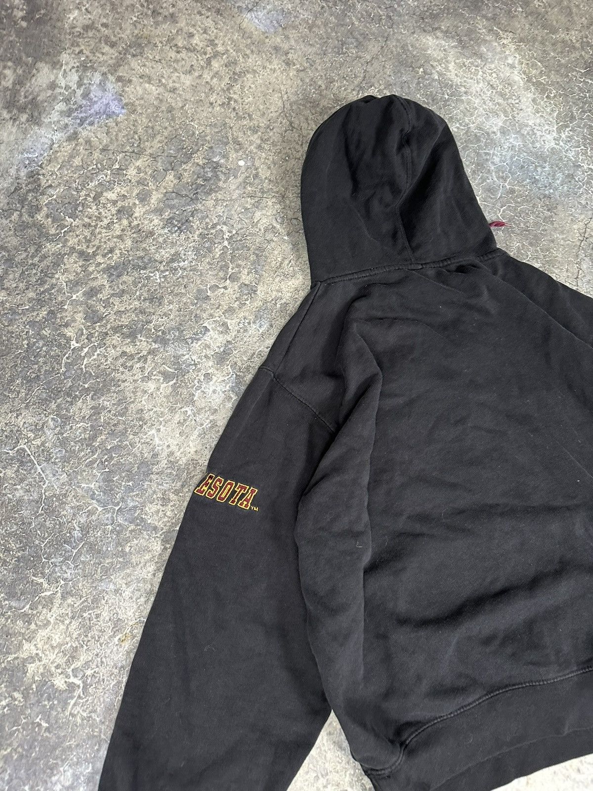 Vintage Vintage Minnisota Hoodie Size US M / EU 48-50 / 2 - 4 Thumbnail