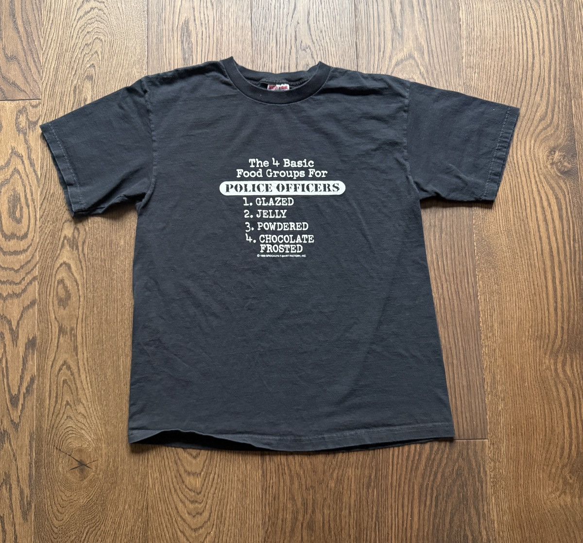 Vintage Vintage 90s Police Officer Food Groups Graphic Tee Size US L / EU 52-54 / 3 - 1 Thumbnail
