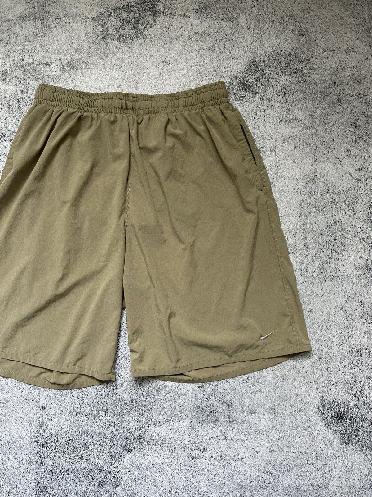 Nike Vintage Nike Shorts Beige Logo Fit Y2K Size US 34 / EU 50 - 3 Thumbnail
