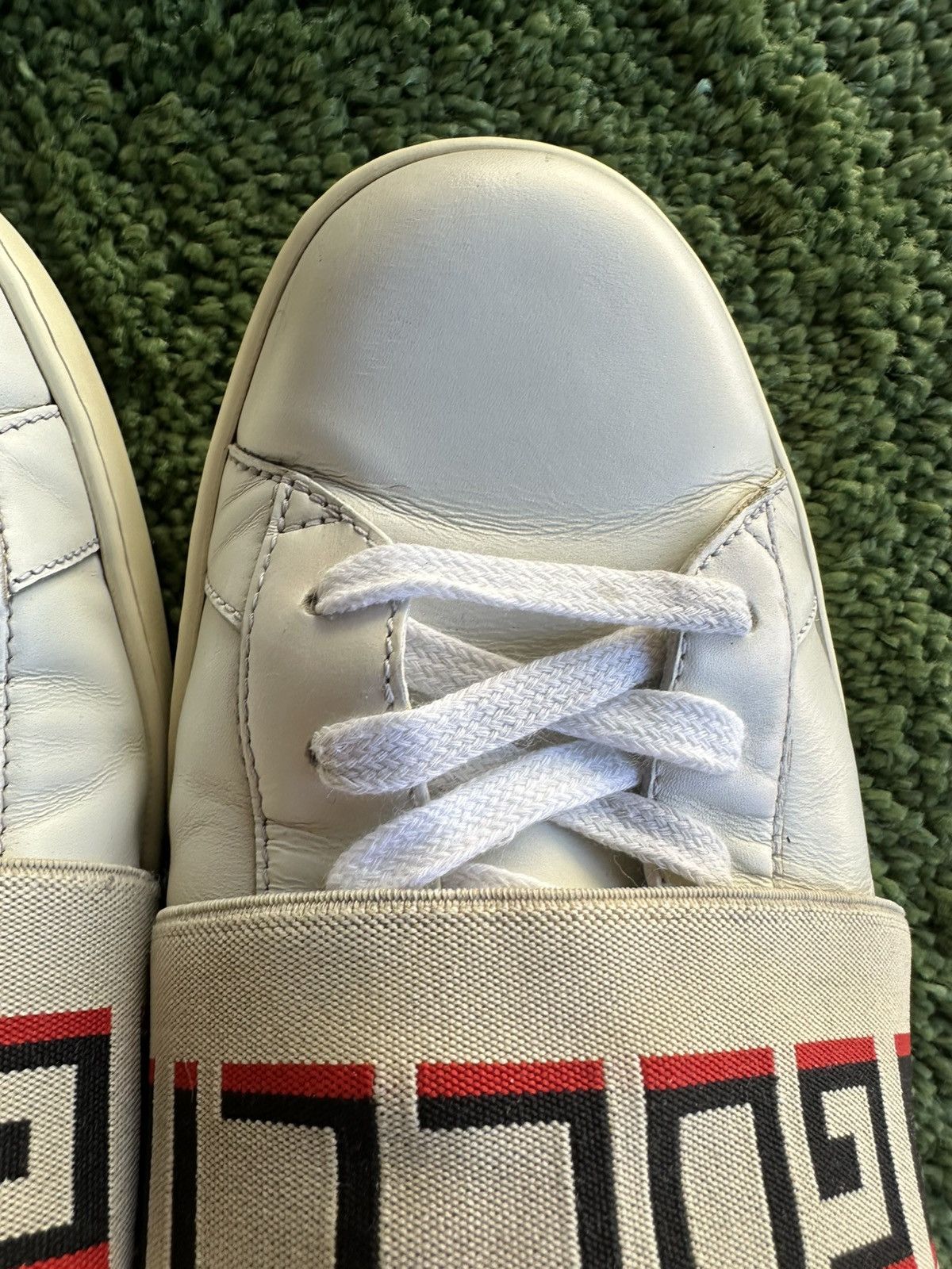 Gucci Gucci Ace Stripe Ivory “White Red Black” US size 11 Size US 11 / EU 44 - 9 Thumbnail
