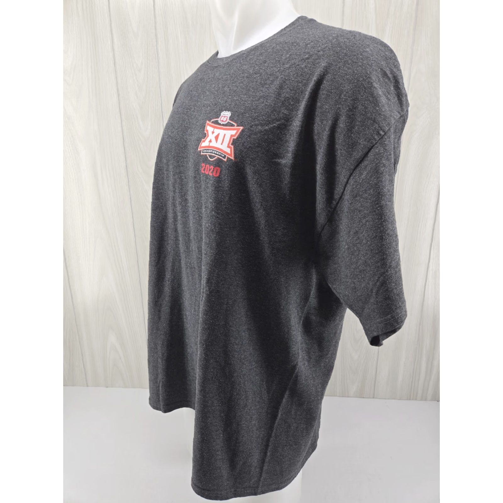 Champion VINTAGE 2020 Big 12 Men’s Championship T Shirt Gray 2XL Champion Men Short Sleeve Cotton Shirt Mens” Size US XXL / EU 58 / 5 - 4 Thumbnail