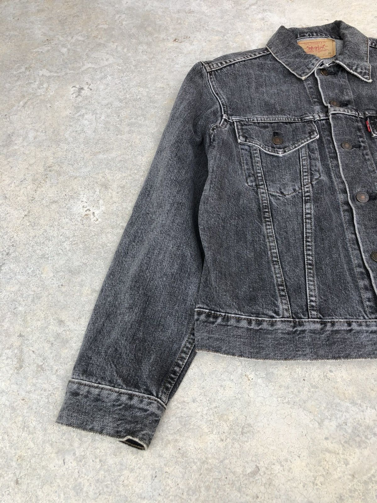 Levi's Vintage 90s Levis Denim Jacket Distressed Denim Size US M / EU 48-50 / 2 - 7 Thumbnail