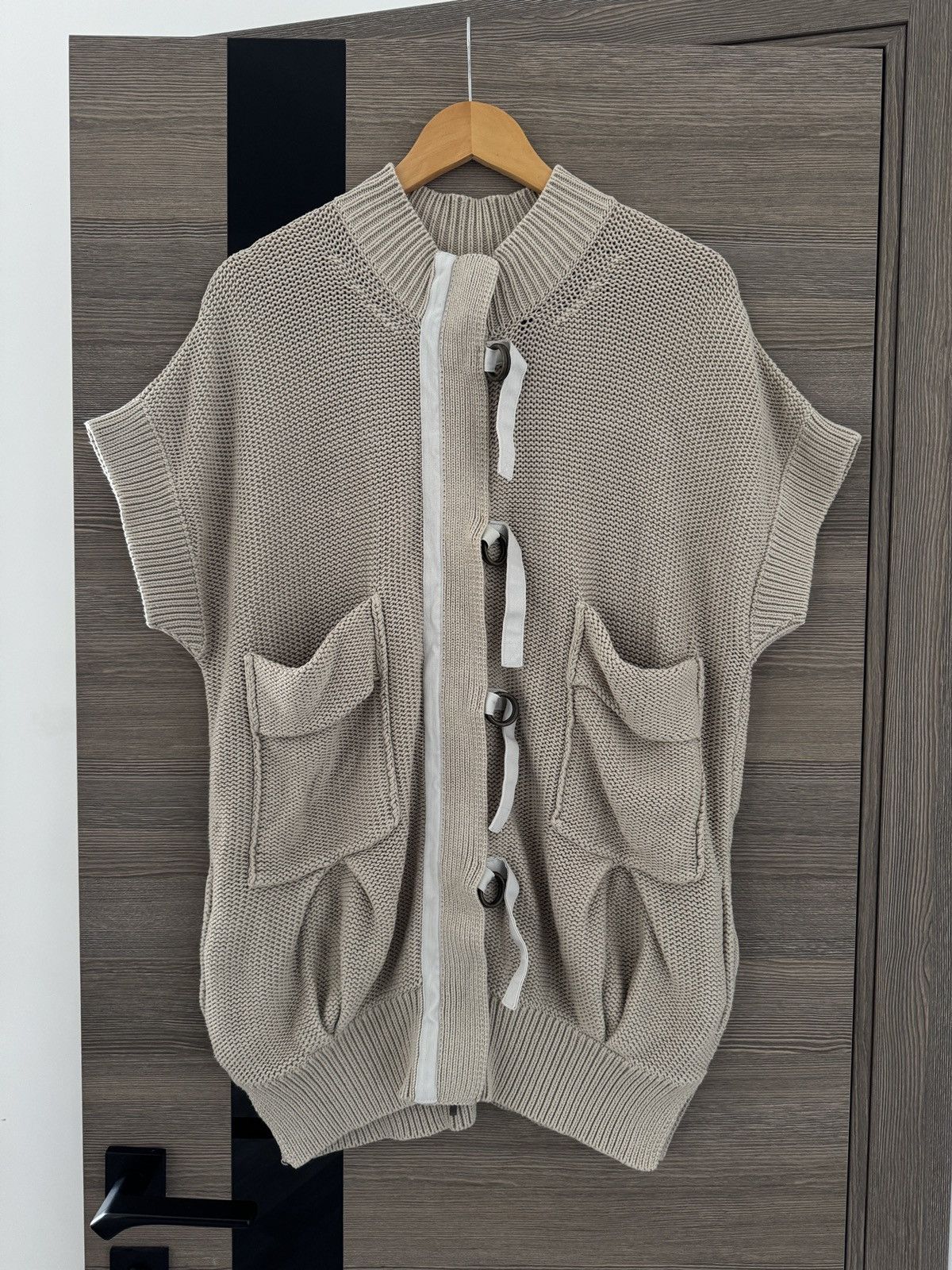 Stella McCartney Stella Mccartney Knitted Beige Cardigan Size XS / US 0-2 / IT 36-38 - 2 Thumbnail