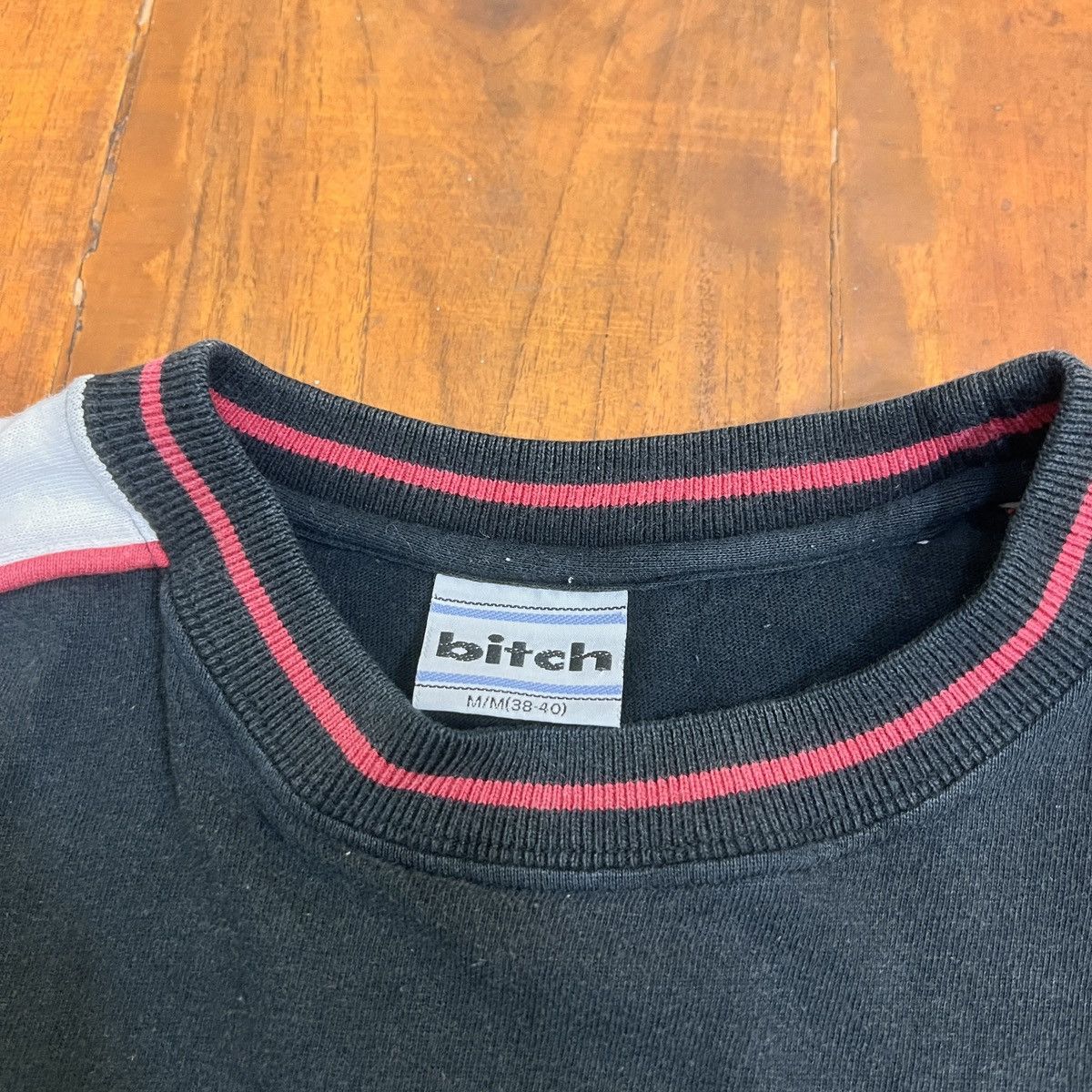 Vintage Vintage Bitch Skateboard Size US M / EU 48-50 / 2 - 3 Thumbnail