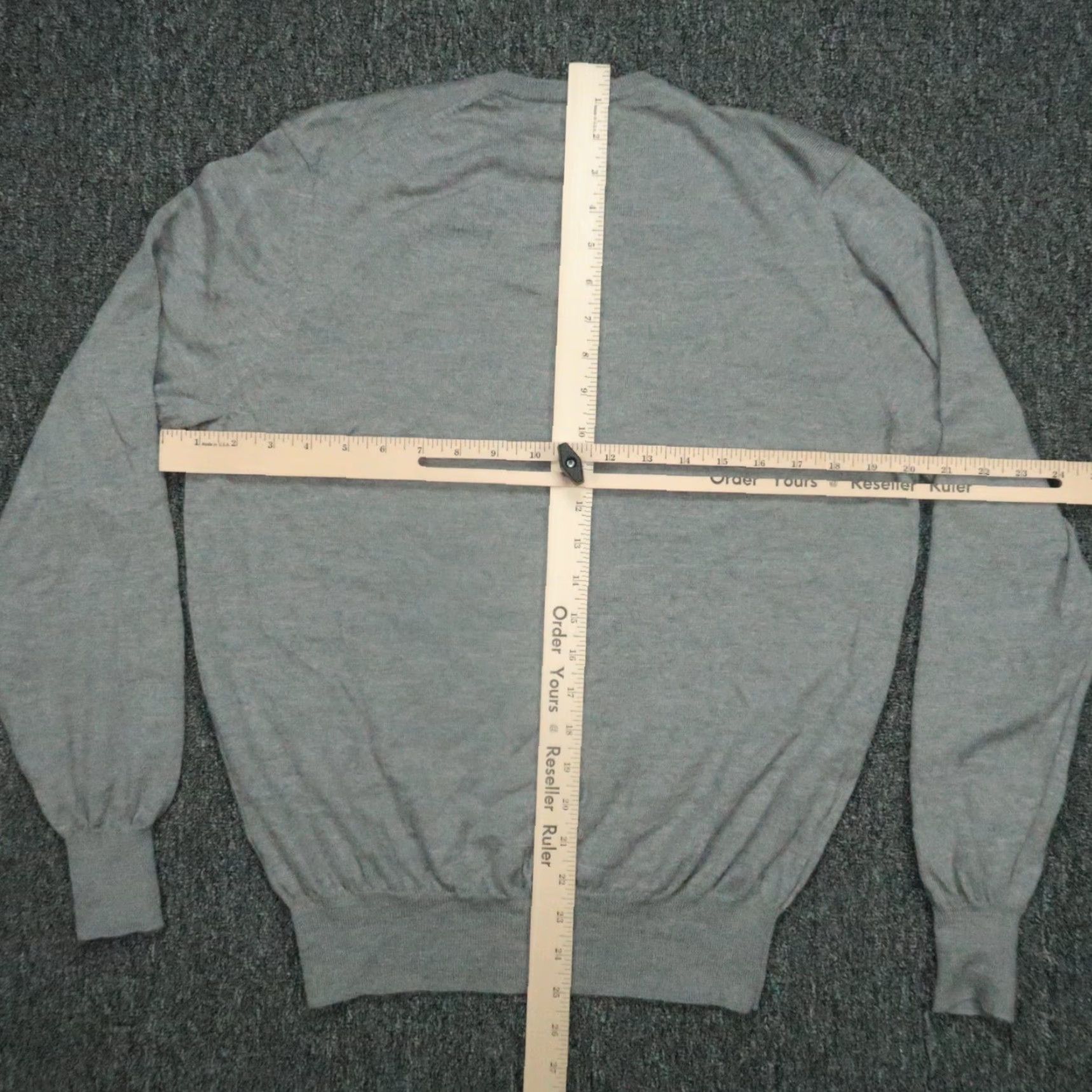 CO Collars & Co Sweater Mens Medium Gray Extrafine Merino V-Neck Pullover Jumper Size US M / EU 48-50 / 2 - 6 Thumbnail
