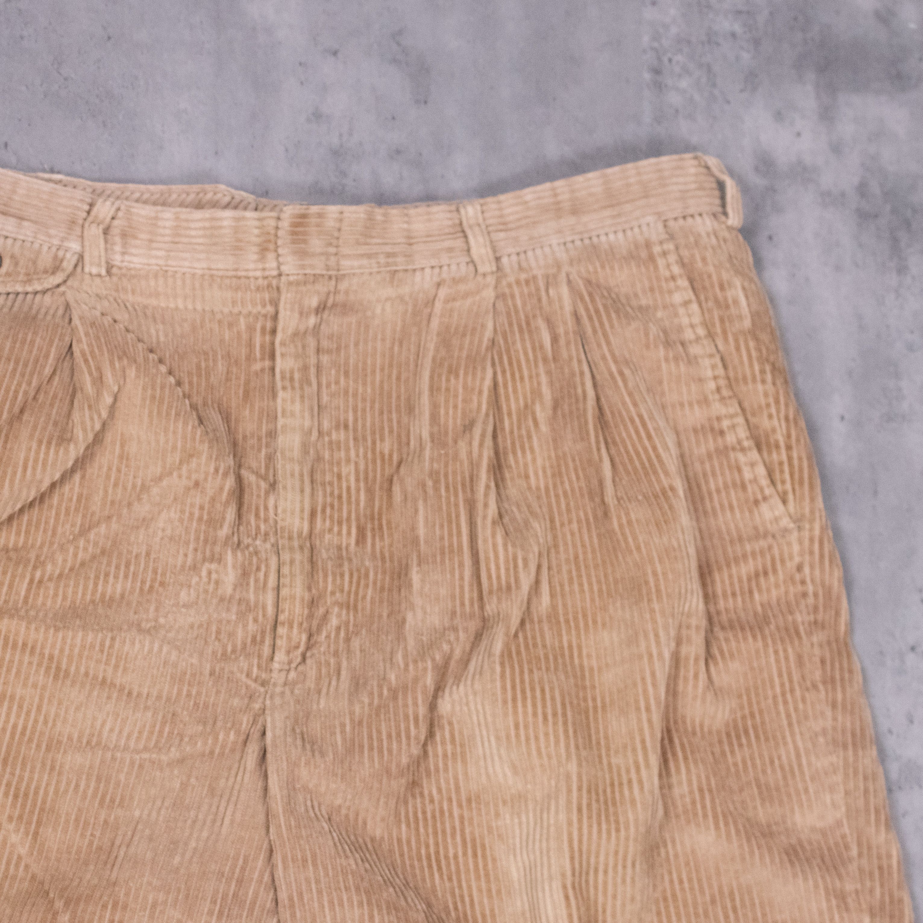 Vintage Vintage 1980’s Baggy Relax Fit Wide Legged Courodry Shorts Size US 38 / EU 54 - 6 Thumbnail