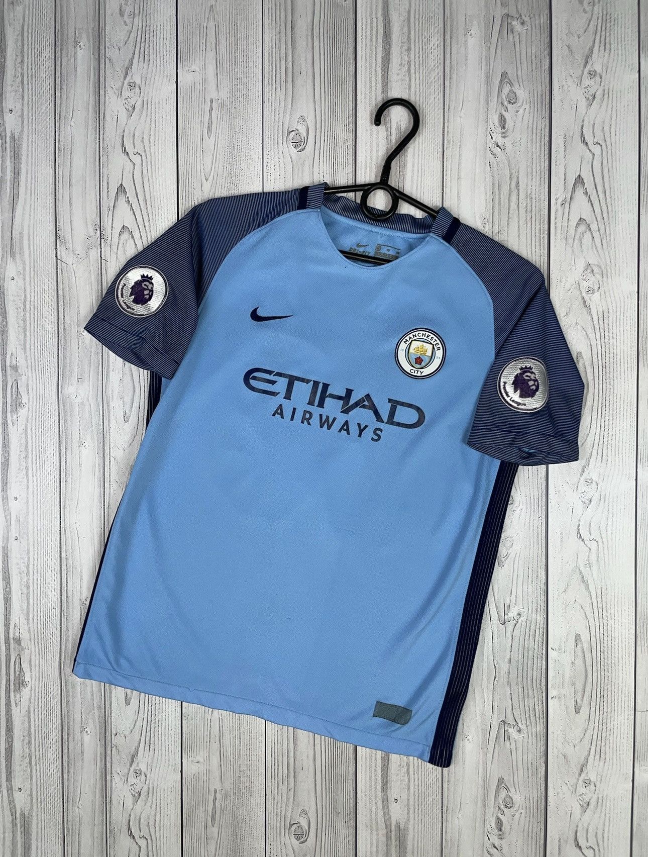 Nike Vintage nike Manchester City 33 G. Jesus size Xs logo Size US XS / EU 42 / 0 - 2 Thumbnail