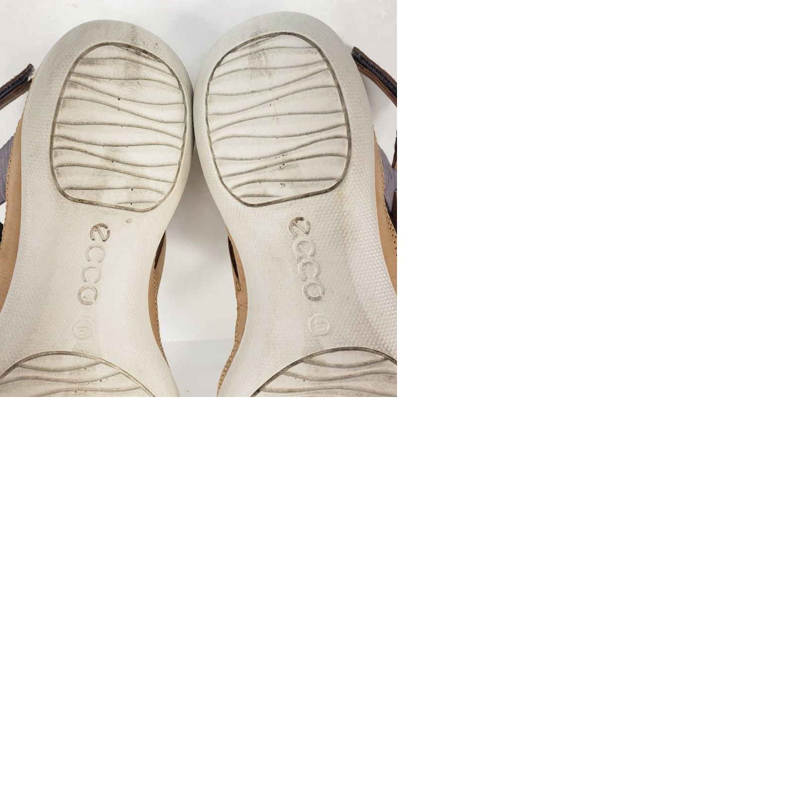 Ecco ECCO Strappy Slingback Slip On Sandals Tan Gray Metallic Silver EU 40 US 9/9.5 Leather Casual to Dressy Comfort Women Slippers Sandals Size US 9 / IT 39 - 9 Thumbnail