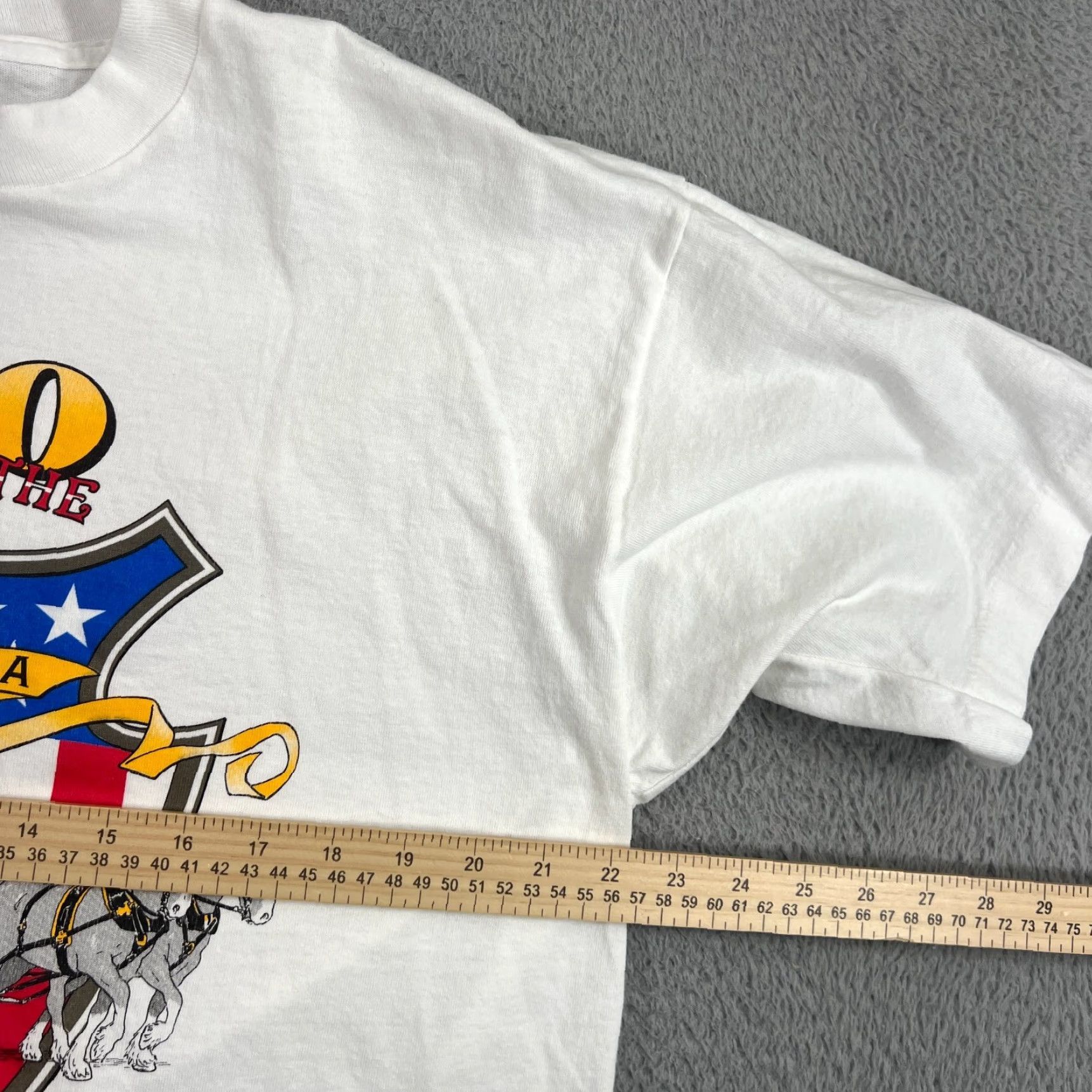 Fruit Of The Loom VINTAGE Fruit of the Loom Circus Shirt XL Men's White 1990s Circus Parade Milwaukee Wisconsin Graphic Tee Size US XL / EU 56 / 4 - 7 Thumbnail