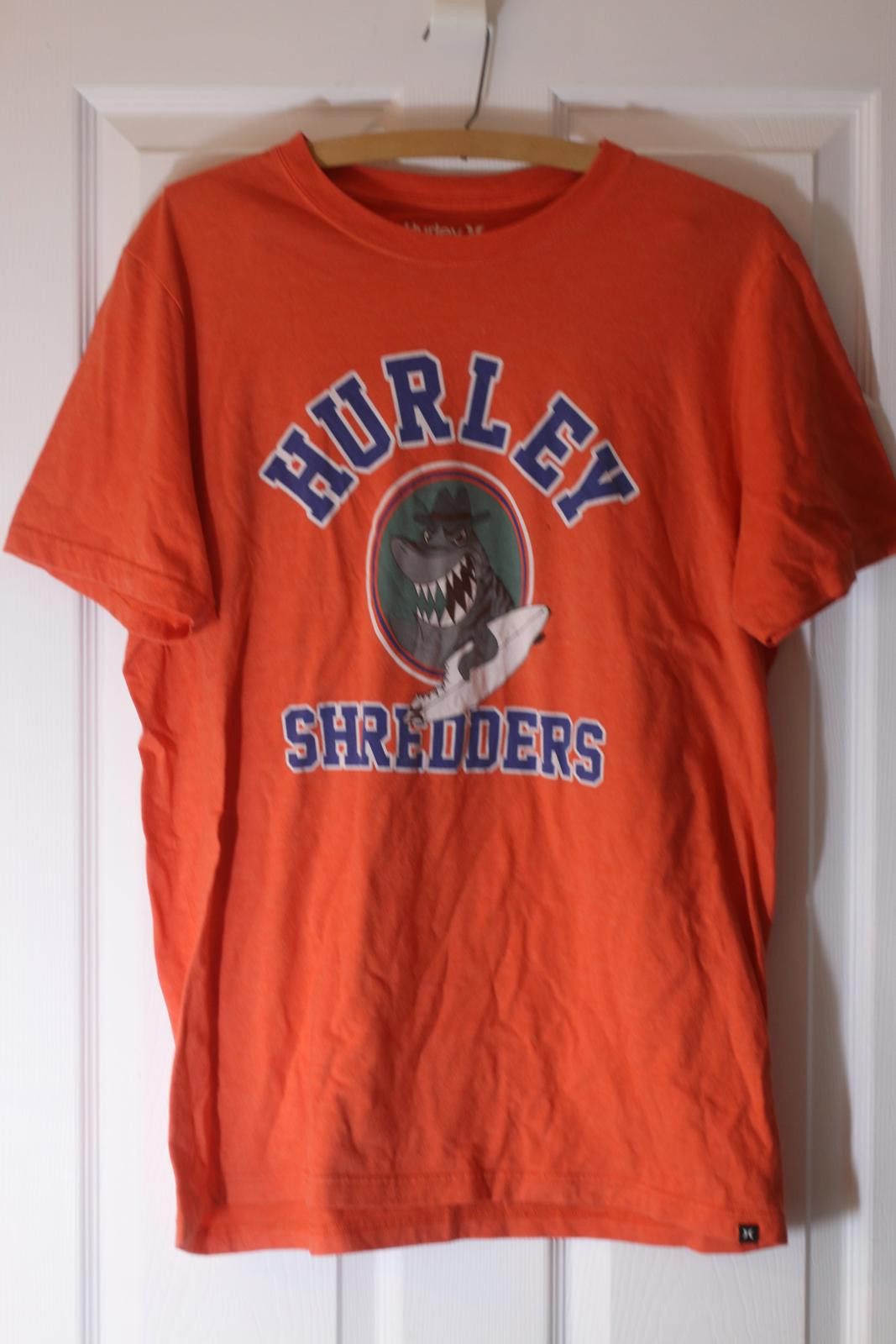 Hurley Hurley Shredders Shark Graphic T-Shirt Orange Large Premium Size L / US 10 / IT 46 - 1 Thumbnail
