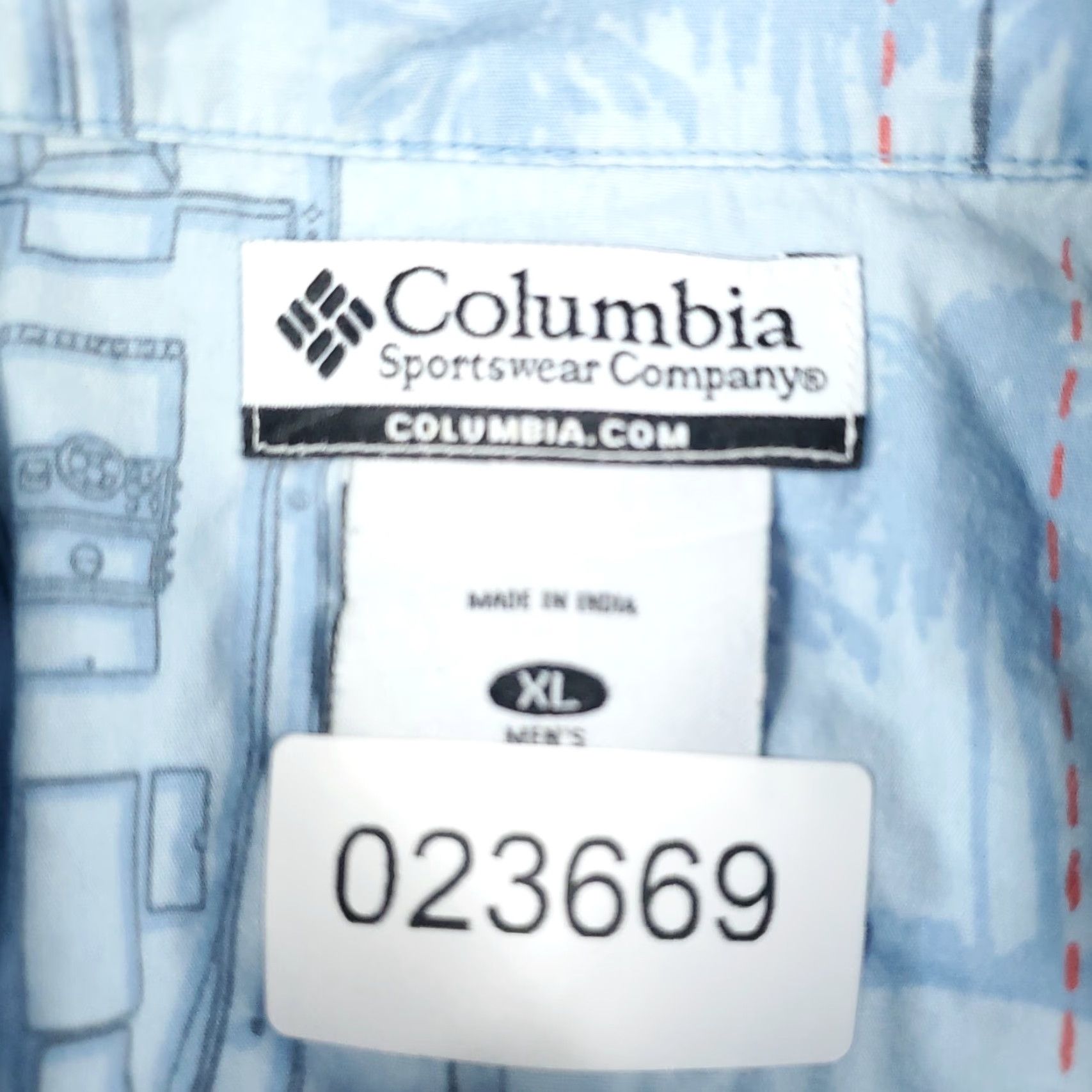 Vintage Columbia Shirt Mens XL Blue Geometric Button-Up Short Sleeve Casual Dress Yacht Club Ready-To-Wear Size US XL / EU 56 / 4 - 8 Thumbnail
