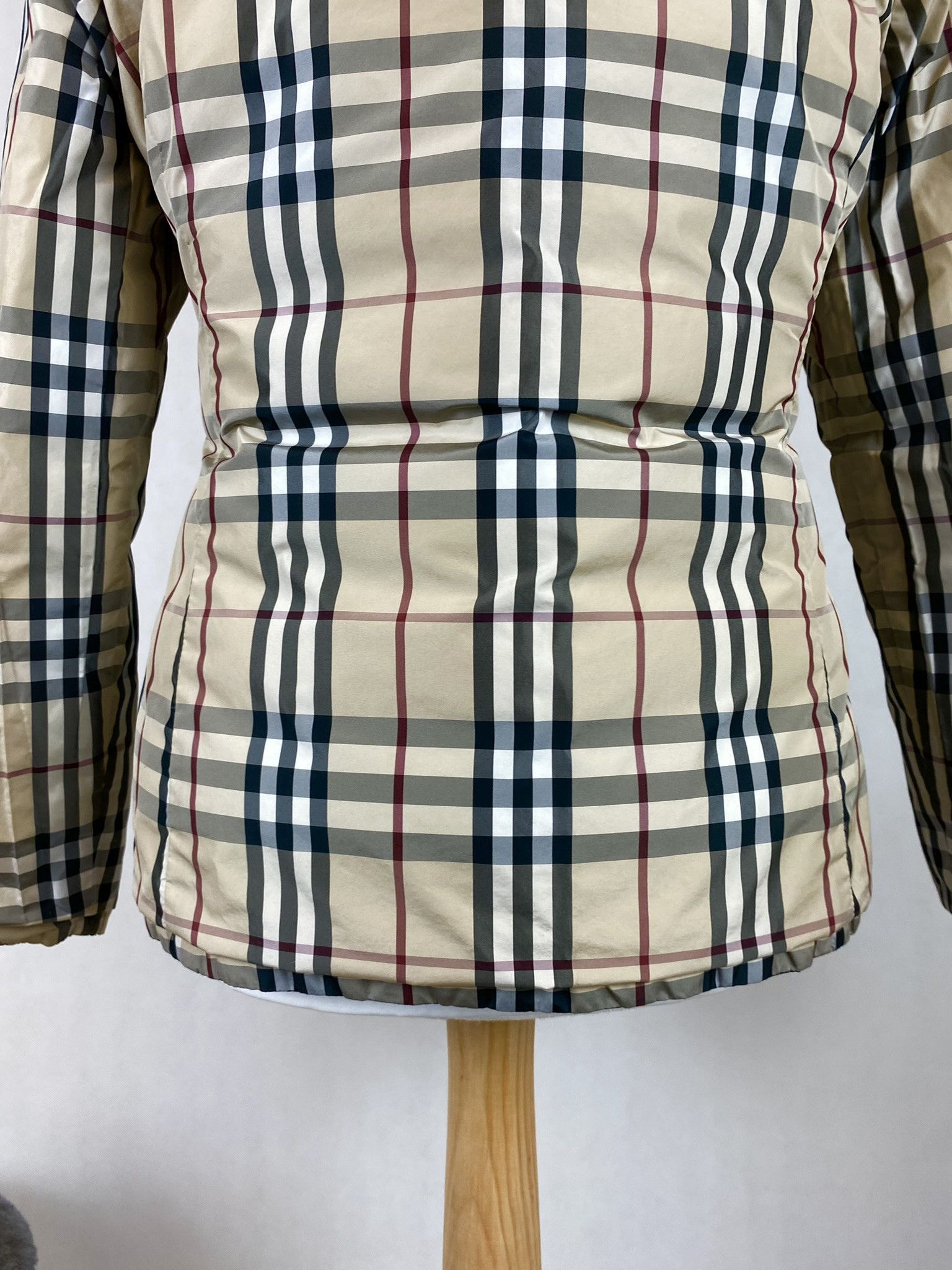 Burberry × Designer Burberry reversible jacket nova check two sided puffer Size L / US 10 / IT 46 - 14 Thumbnail